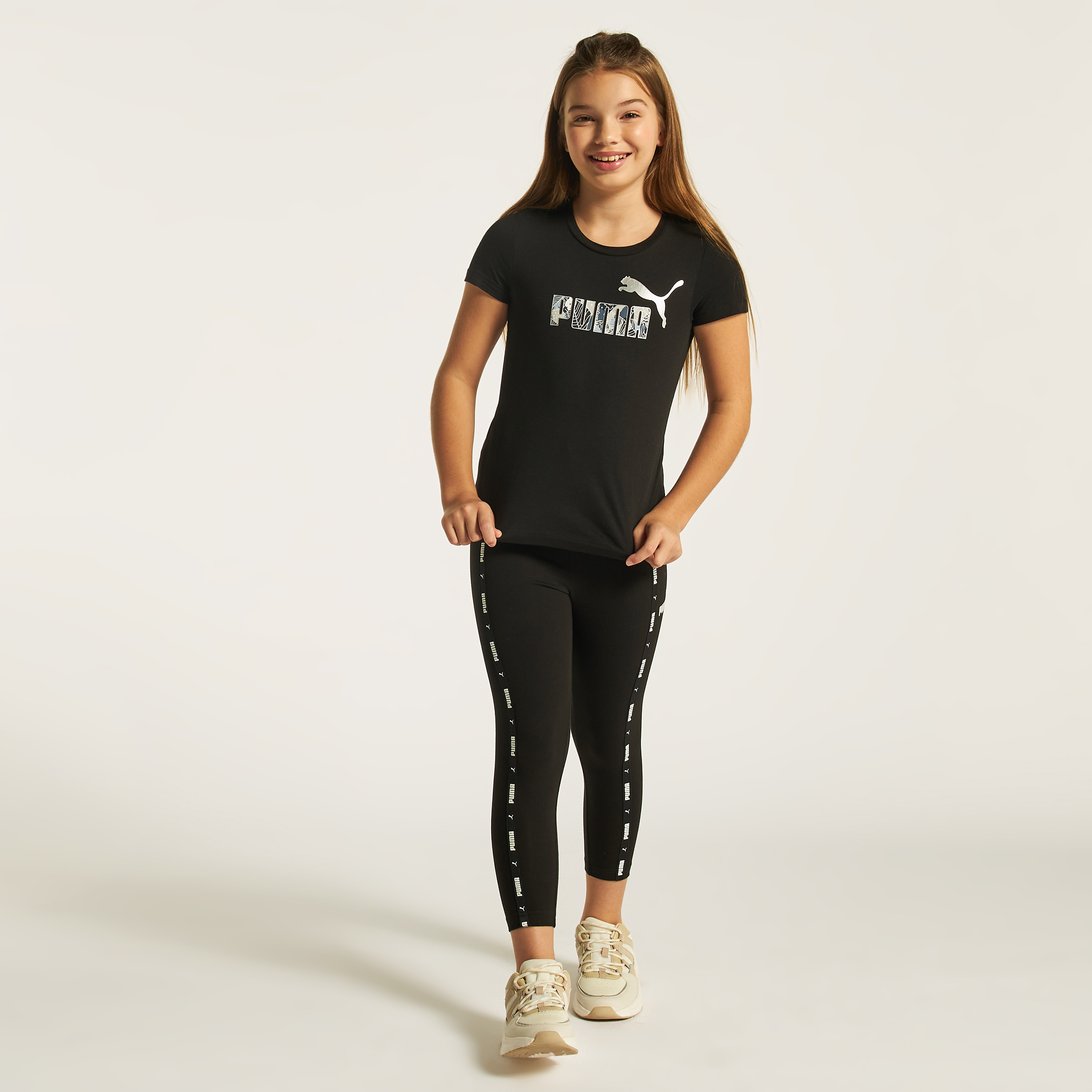 تيشيرت بياقة ضيّقة وأكمام قصيرة وطبعات شعار من بوما-girls-clothing-tshirts-image-2