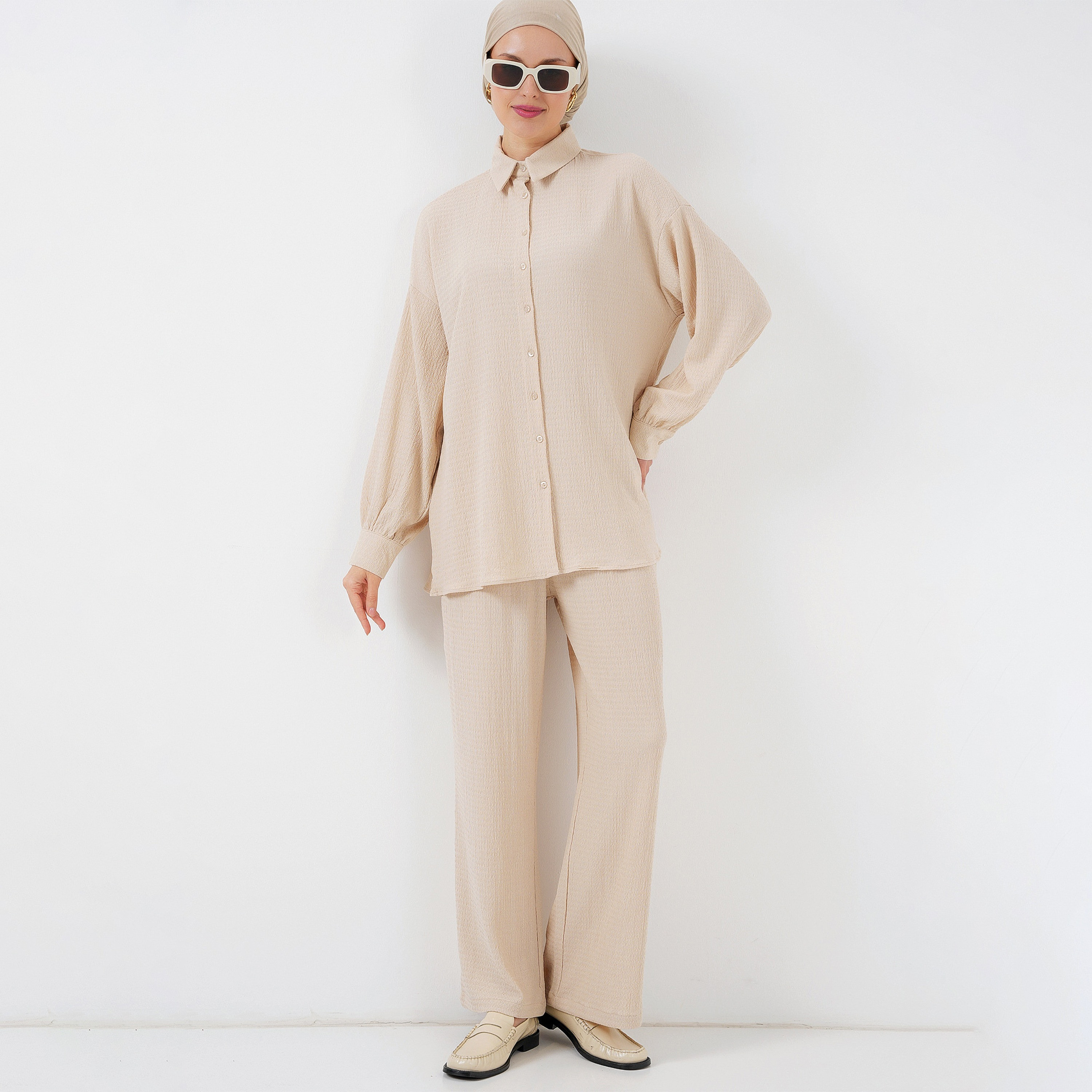 طقم نسائي بنسيج مزخرف، تونيك بأكمام منسدلة وسروال من بيجدارت-women-clothing-coordsets-image-7