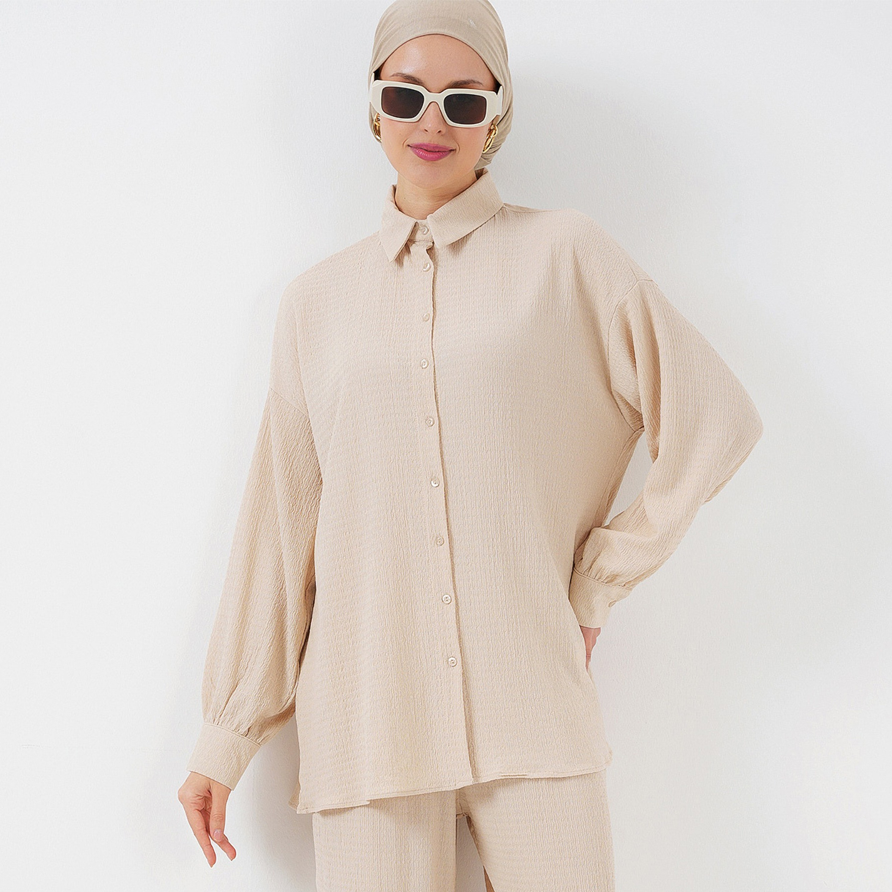 طقم نسائي بنسيج مزخرف، تونيك بأكمام منسدلة وسروال من بيجدارت-women-clothing-coordsets-image-9