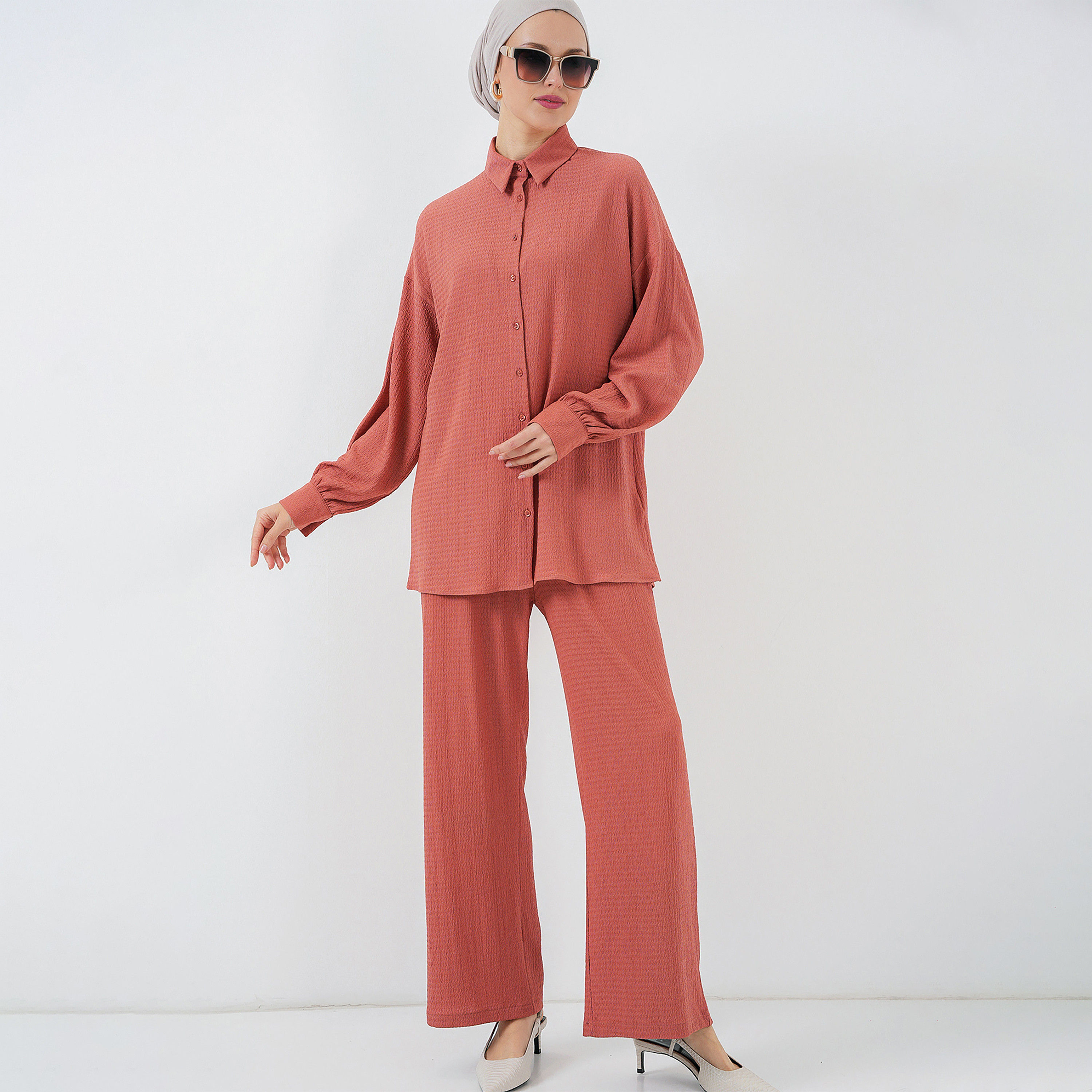 طقم نسائي بنسيج مزخرف، تونيك بأكمام منسدلة وسروال من بيجدارت-women-clothing-coordsets-image-19
