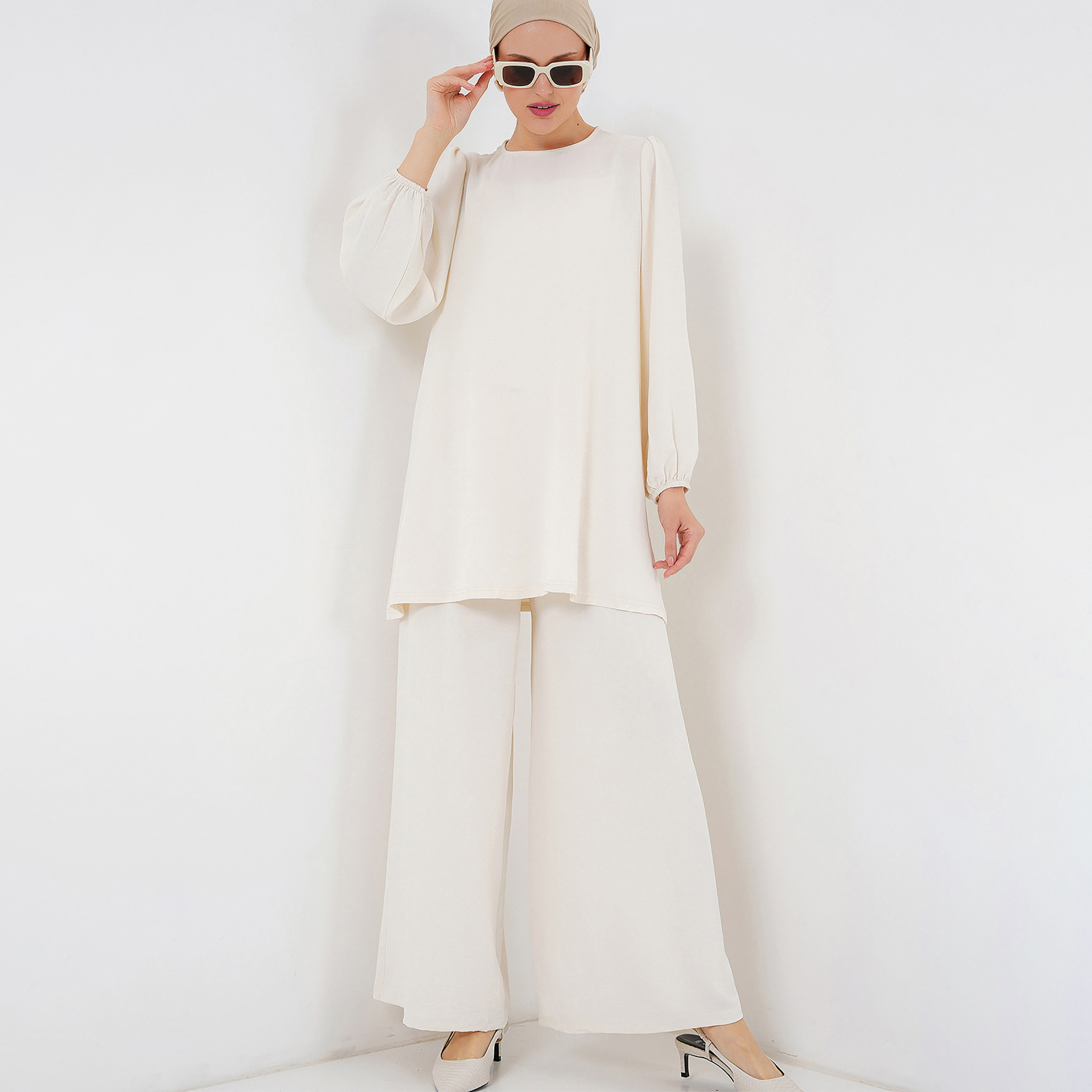 طقم نسائي بقميص تونيك بأكمام بالون منسوجة وبنطلون مع حجاب من بيجدارت-women-clothing-coordsets-image-32