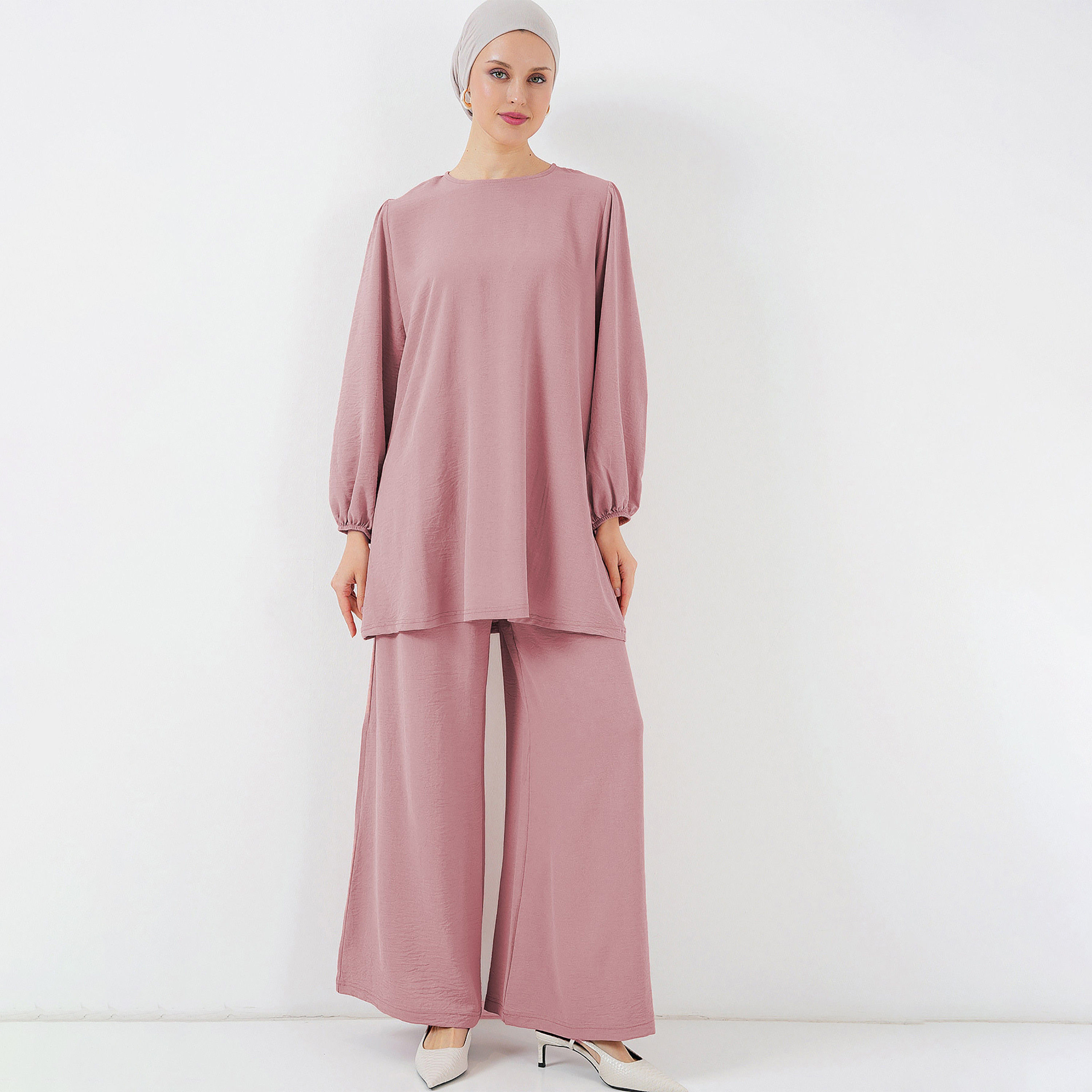 طقم نسائي بقميص تونيك بأكمام بالون منسوجة وبنطلون مع حجاب من بيجدارت-women-clothing-coordsets-image-36
