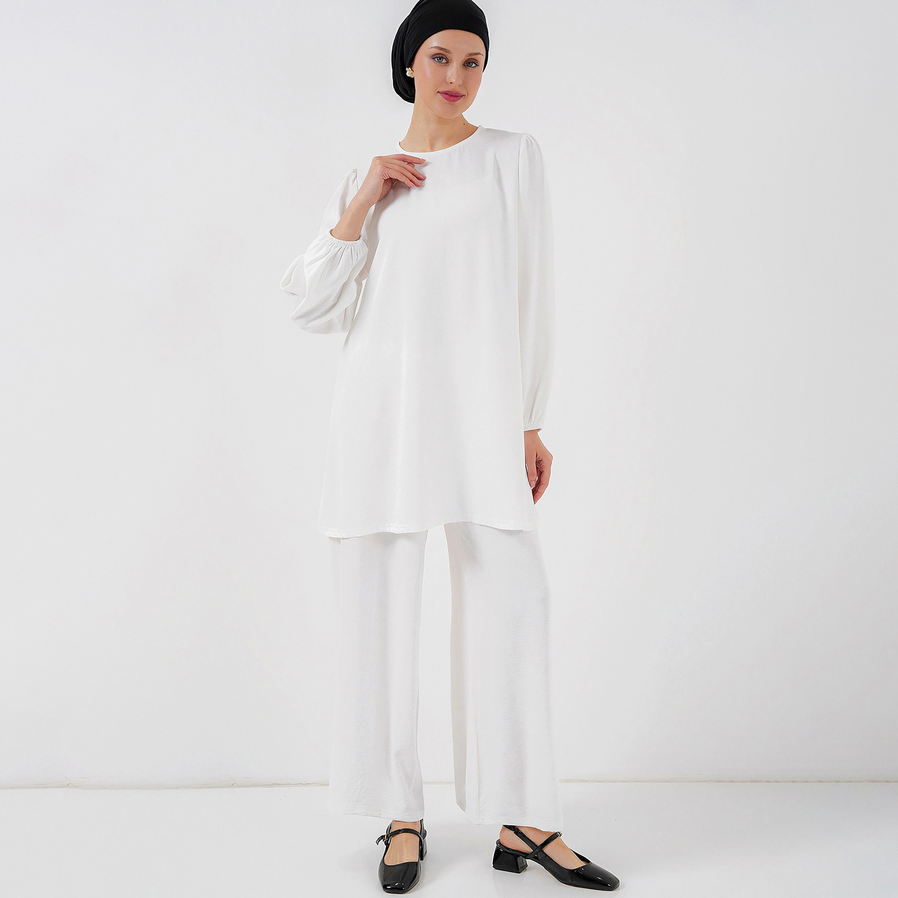 طقم نسائي بقميص تونيك بأكمام بالون منسوجة وبنطلون مع حجاب من بيجدارت-women-clothing-coordsets-image-39