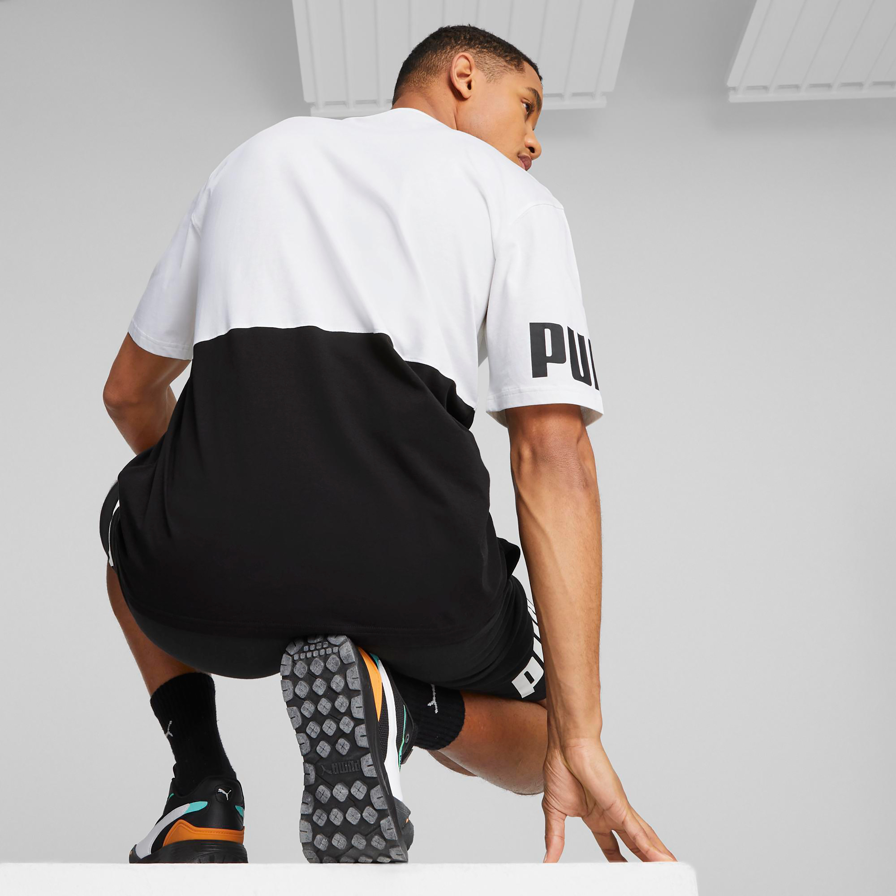 تي شيرت من بوما باور كولور بلوك للرجال 67332102-men-clothing-sportswearandactivewear-tshirtsandpolos-image-4