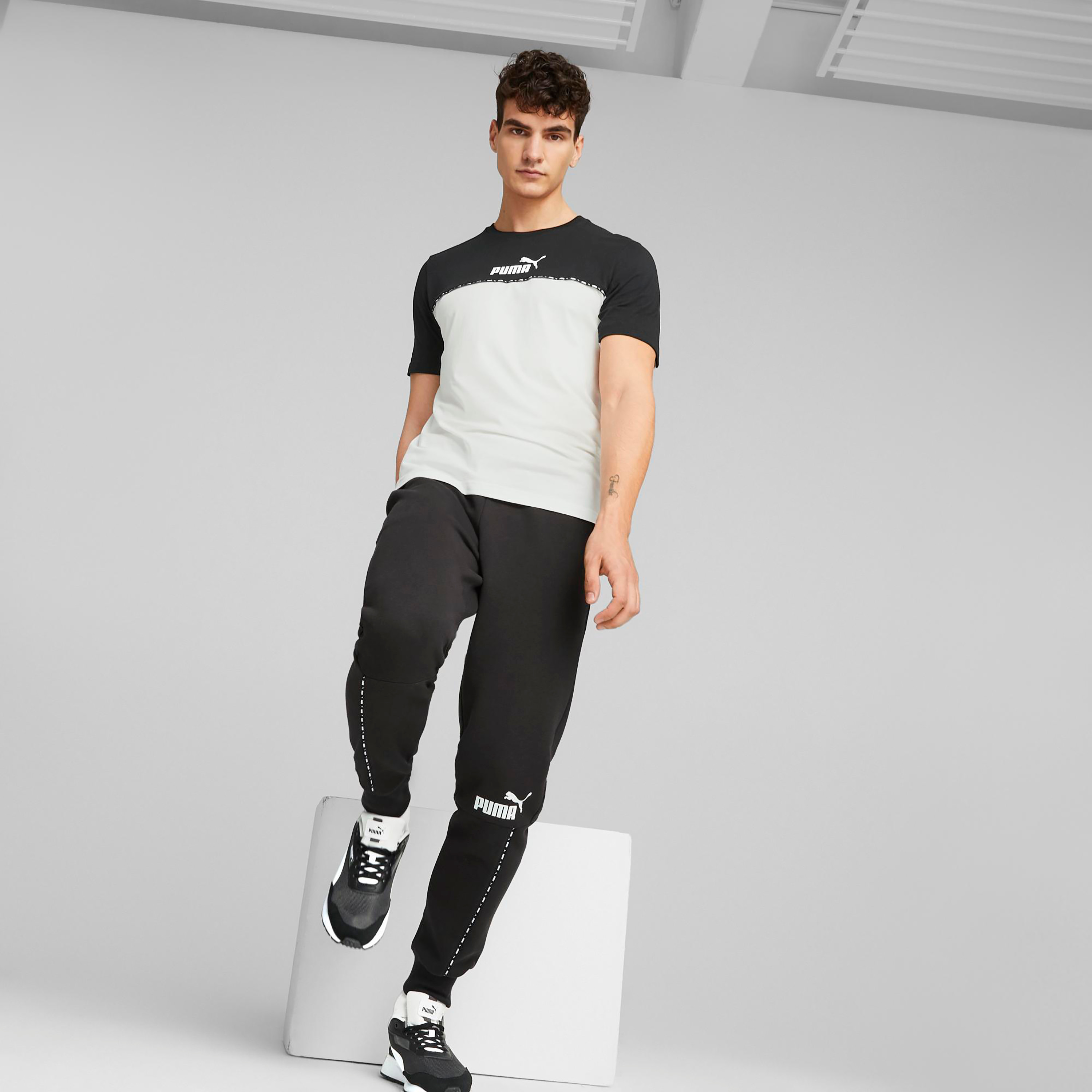 Puma Essential Block Tape Men T-Shirt 67334101-men-clothing-sportswearandactivewear-tshirtsandpolos-image-2