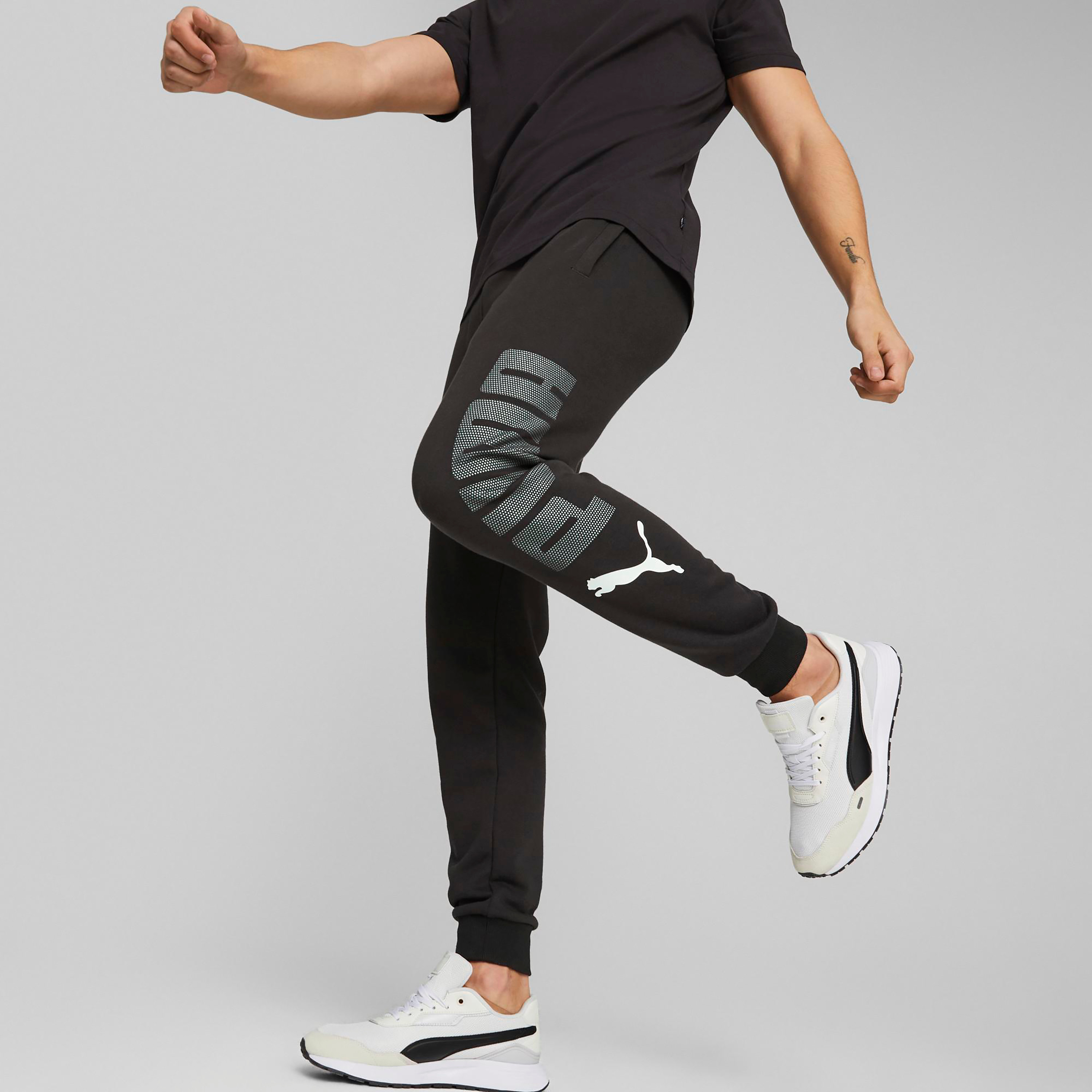 بنطال سويت بينت من بوما إسنشيال لوجو لاب للرجال 67337601-men-clothing-bottoms-joggers-image-1