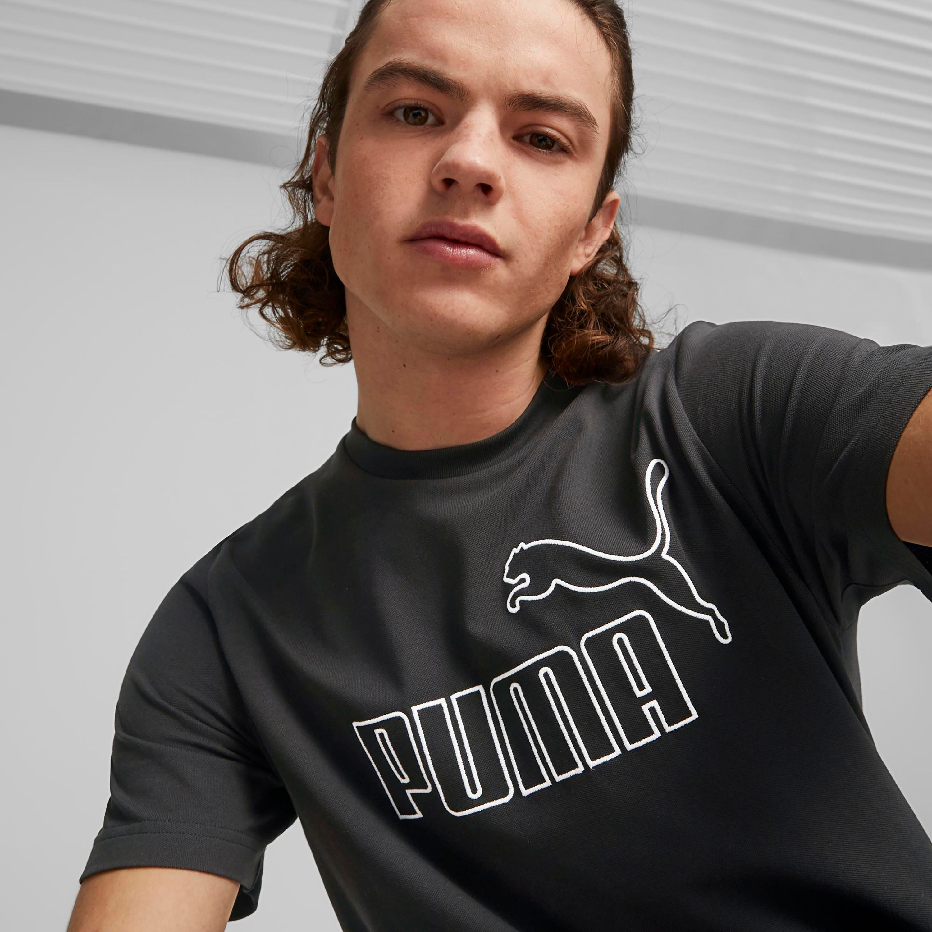تي شيرت من بوما إسنشيال إليفتد بيكيه للرجال 67338501-men-clothing-sportswearandactivewear-tshirtsandpolos-image-3