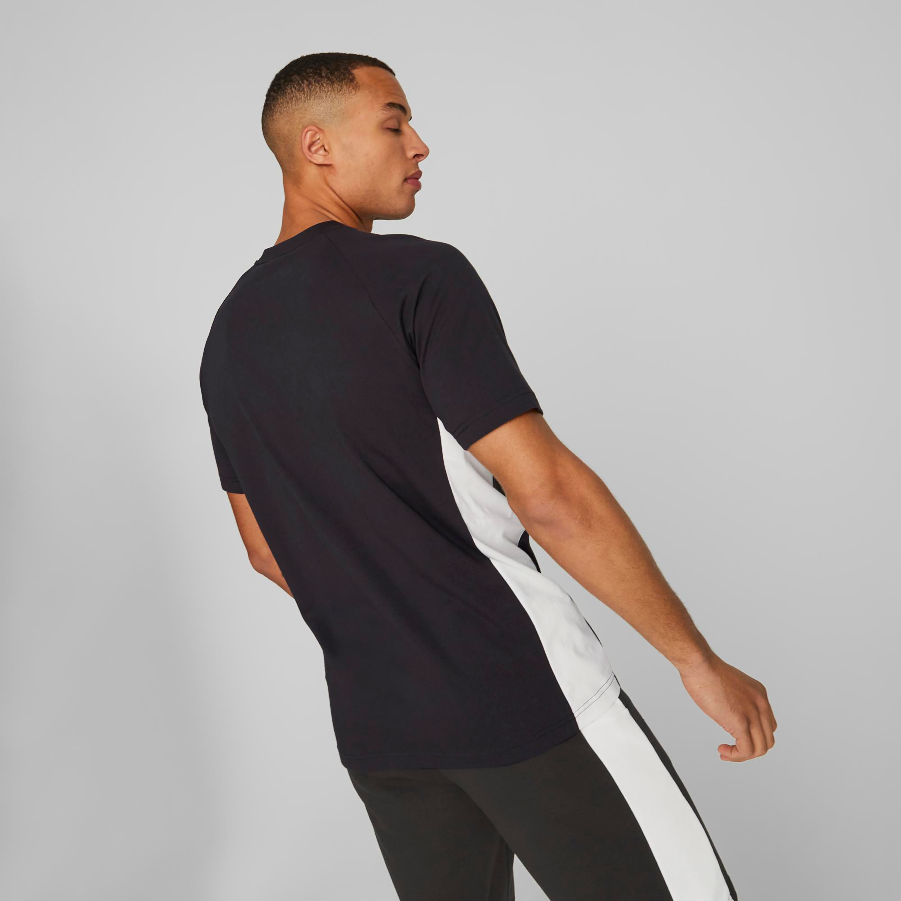 تيشيرت دينا ميكس من بوما للرجال 67339101-men-clothing-sportswearandactivewear-tshirtsandpolos-image-4