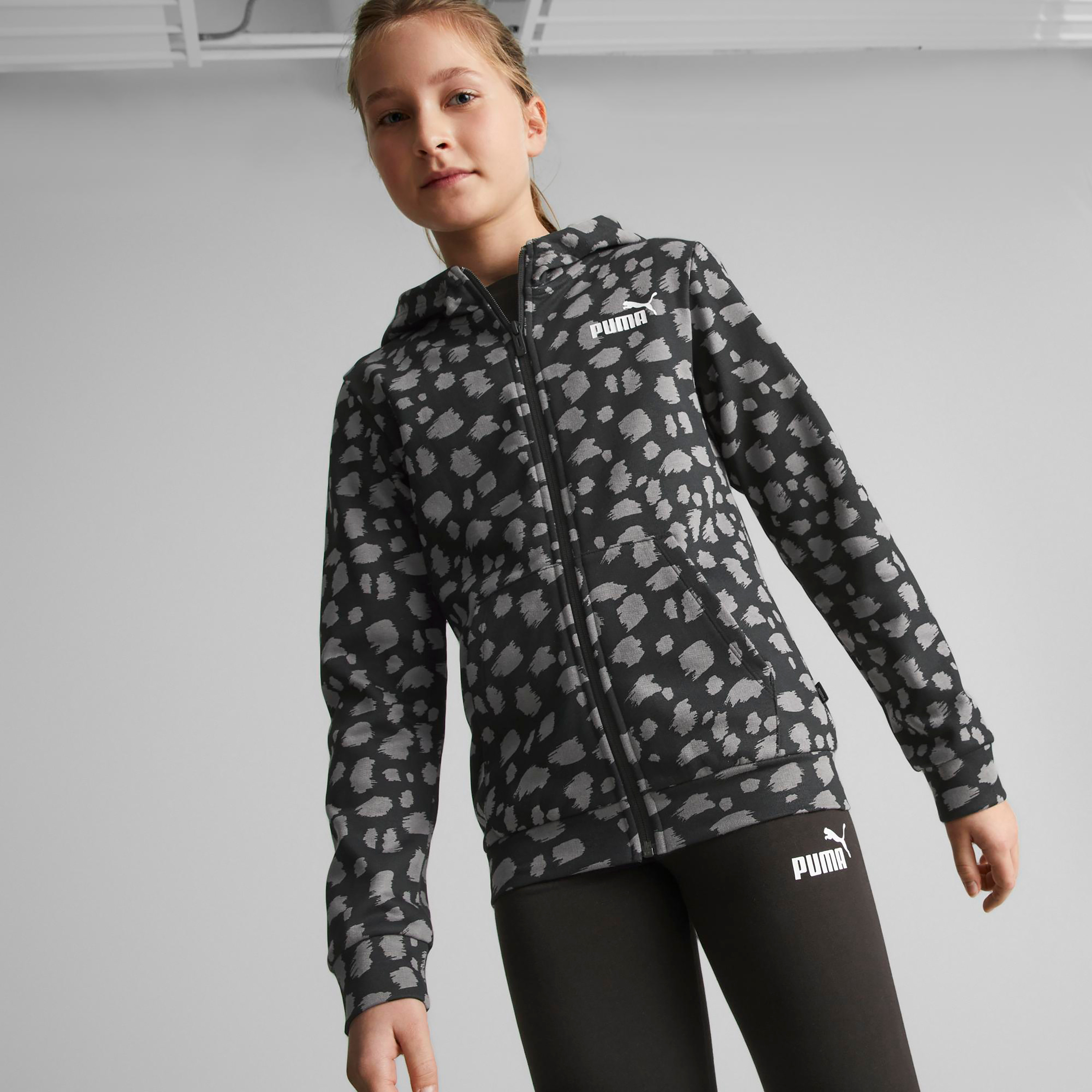 هودي للأطفال بسحّاب كامل من بوما إسينشال أنيمال اوب 67351701-girls-clothing-sportswear-jackets-image-1