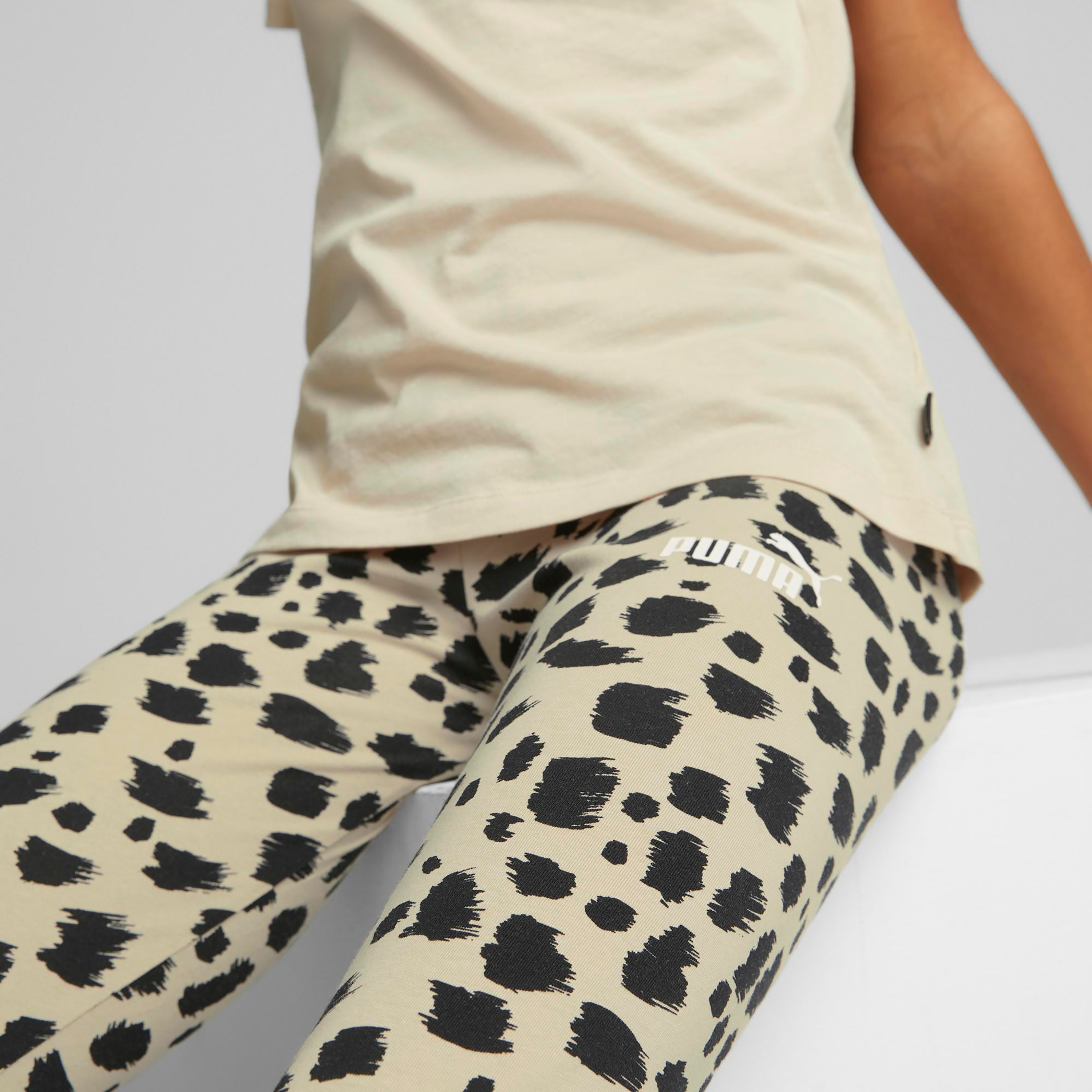 بنطلون ضيق من بوما إسنشيال أنيمال أوب للأطفال 67351964-girls-clothing-sportswear-bottoms-image-8