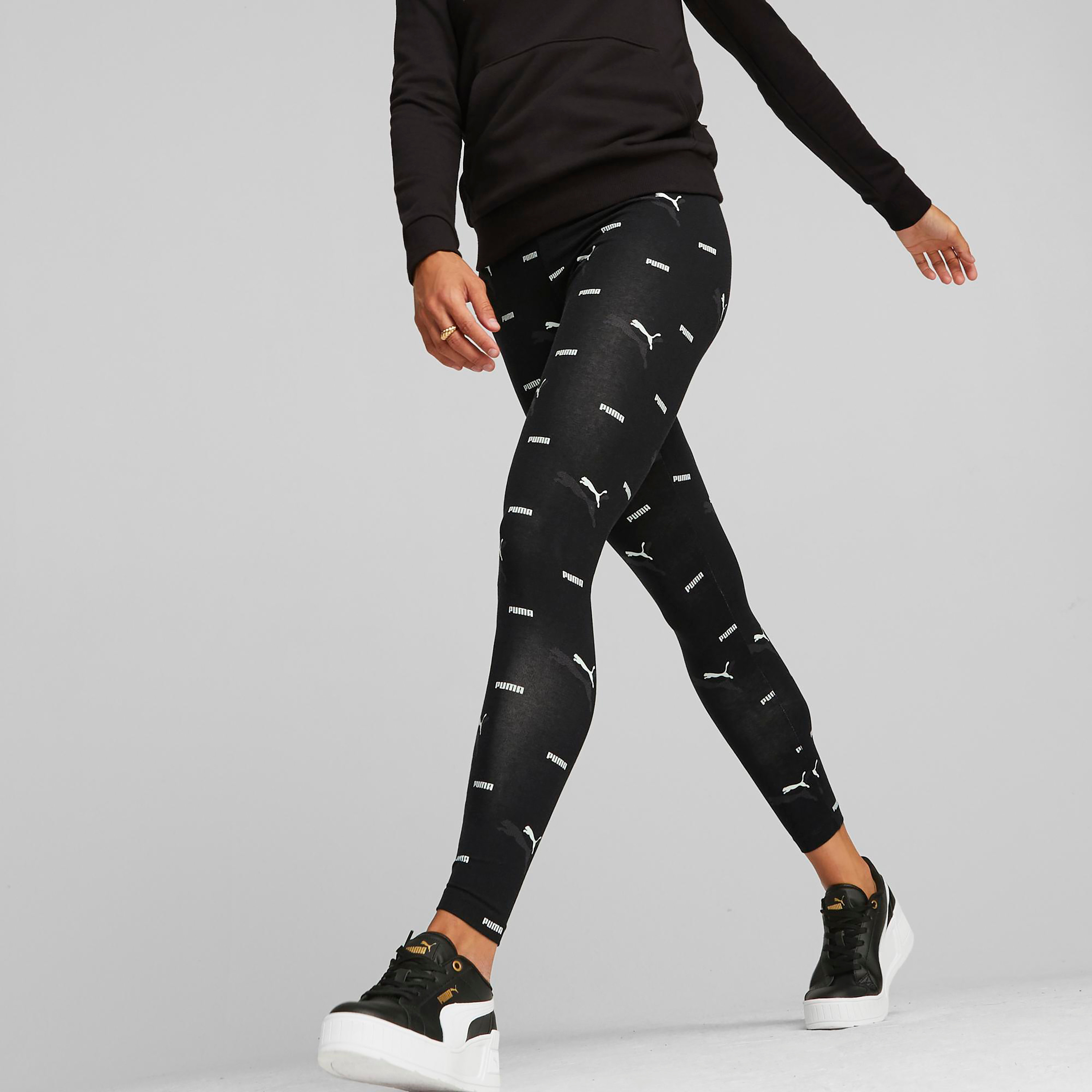 طماق من بوما إسنشيال لوجو باور اوب للنساء 67368601-women-clothing-sportswearandactivewear-bottoms-image-1