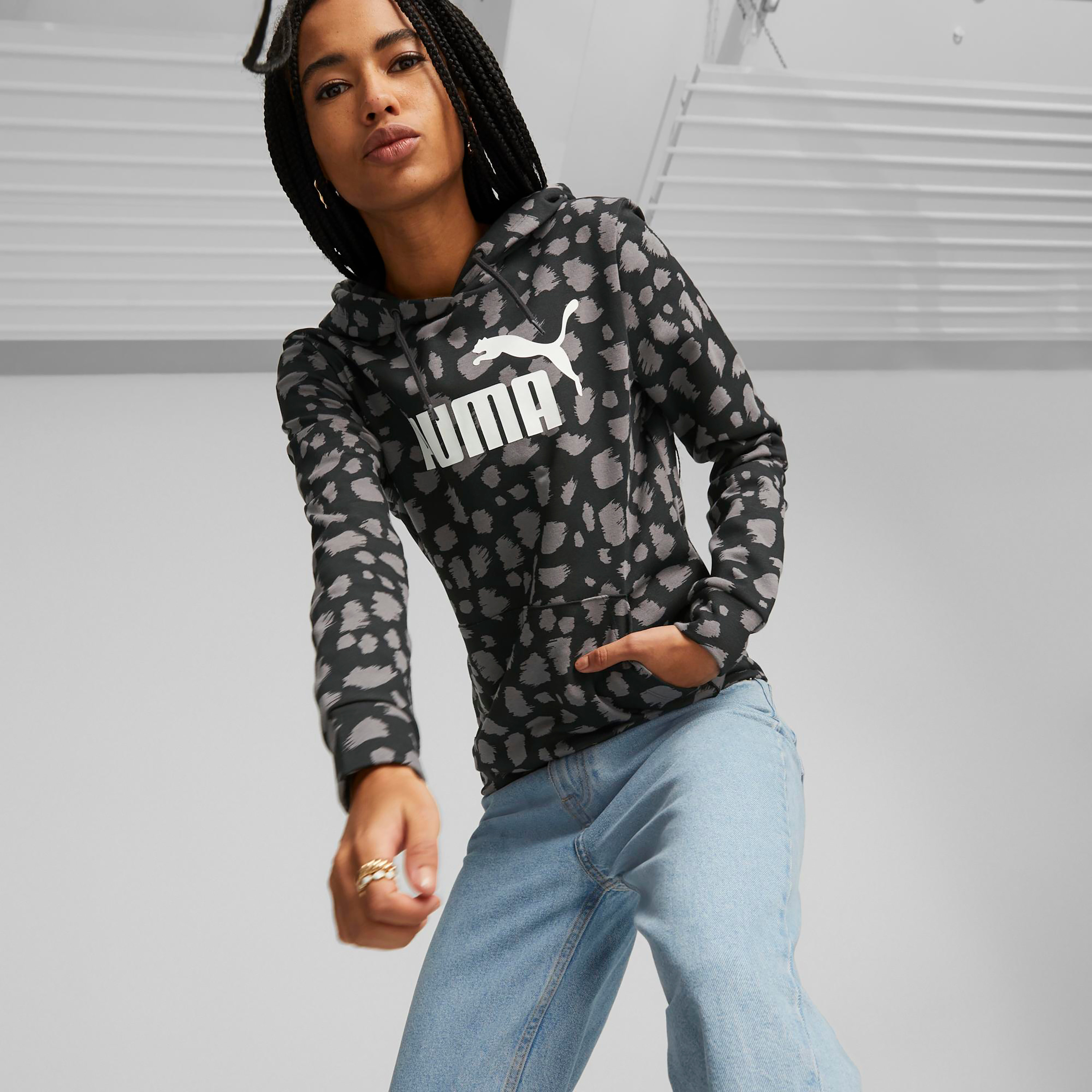 Puma Essential Animal Aop Women Hoodie 67368801-sports-women-clothing-hoodiesandsweatshirts-image-1