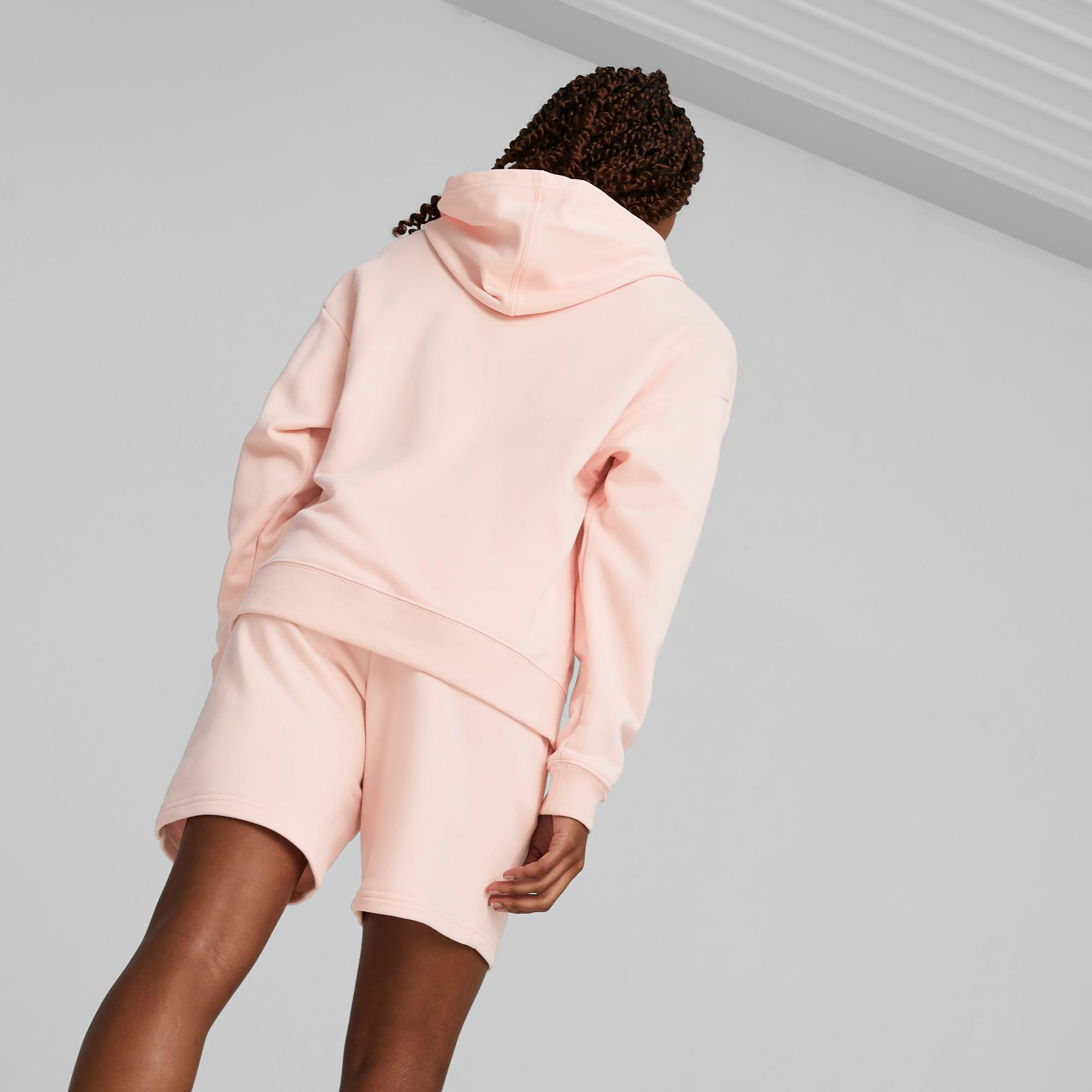 مجموعة بدلة قصيرة ذو لونج وير من بوما للنساء 67370301-sports-women-clothing-trackpantsandtracksuits-image-8