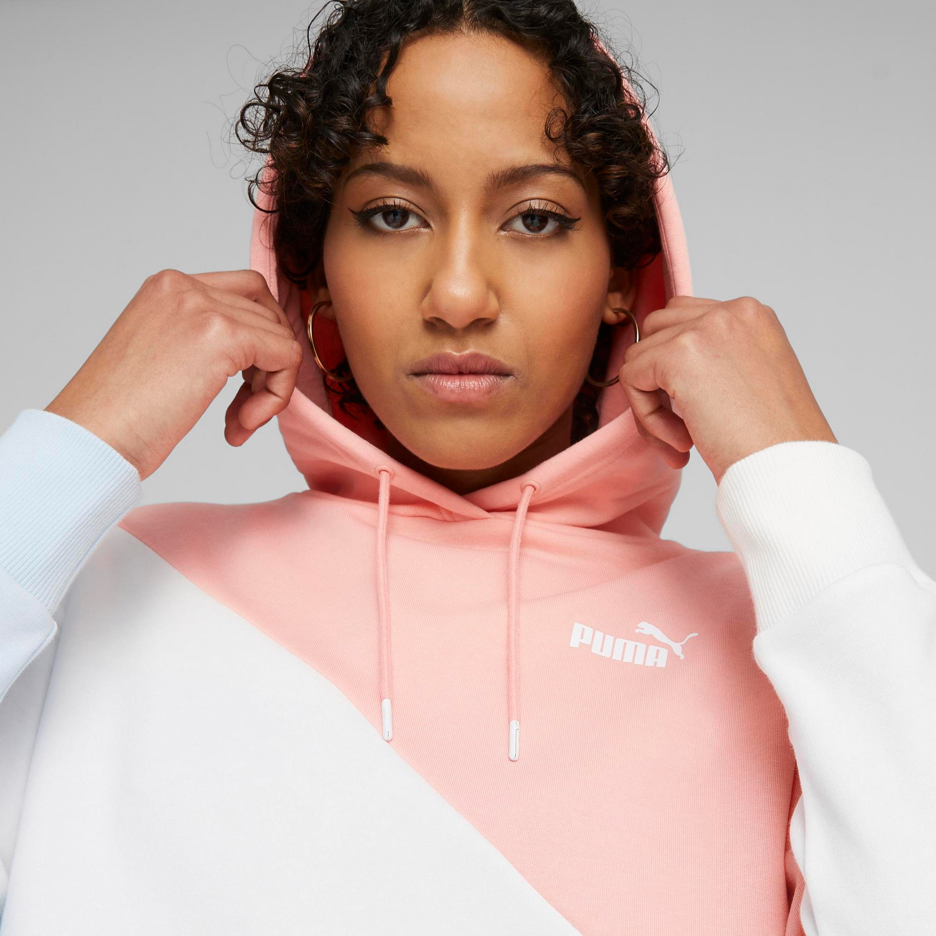 هودي من بوما باور كات للأطفال للنساء | 673977-sports-women-clothing-hoodiesandsweatshirts-image-3