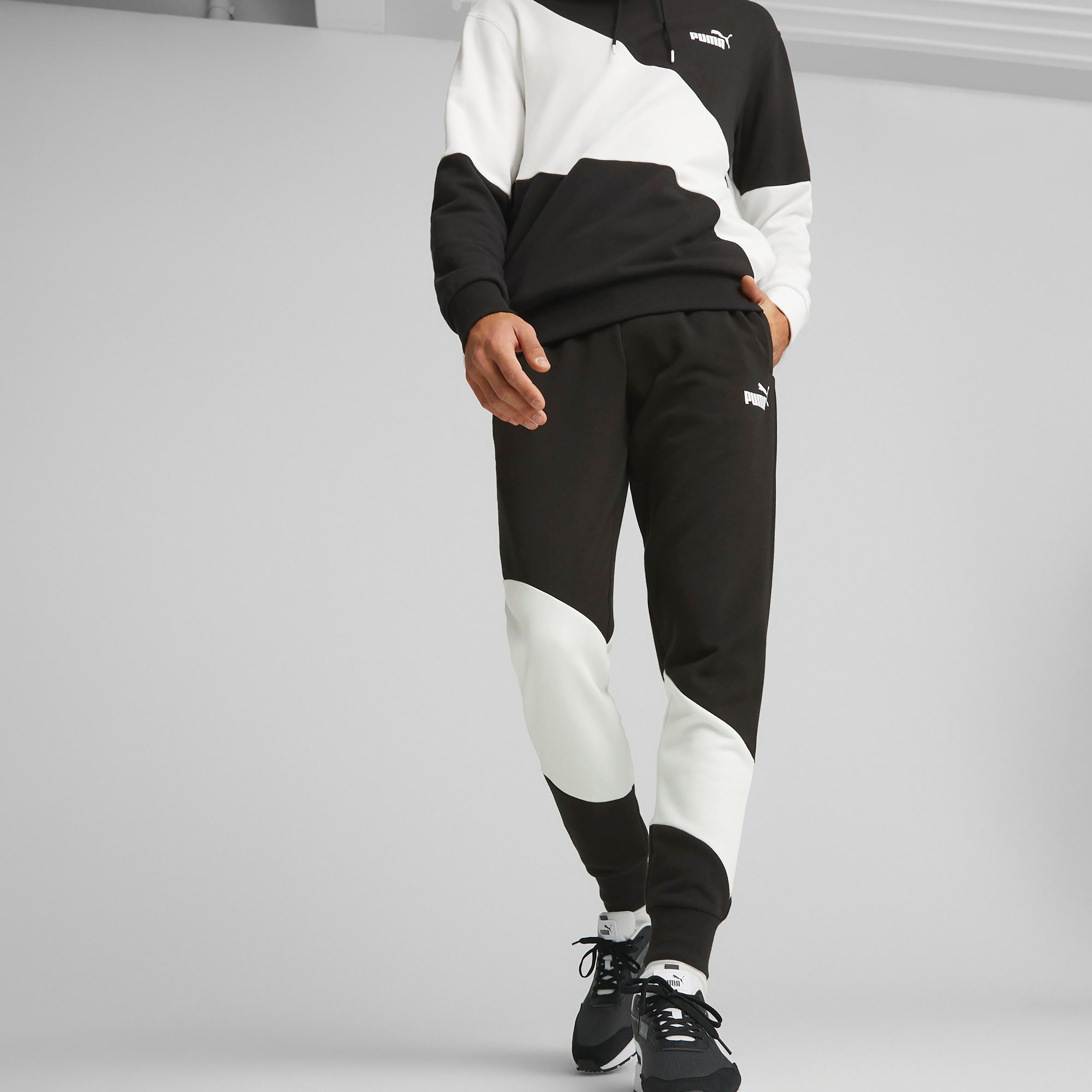 بنطلون رياضي من بوما باور كات للرجال | 674207-men-clothing-sportswearandactivewear-bottoms-image-1
