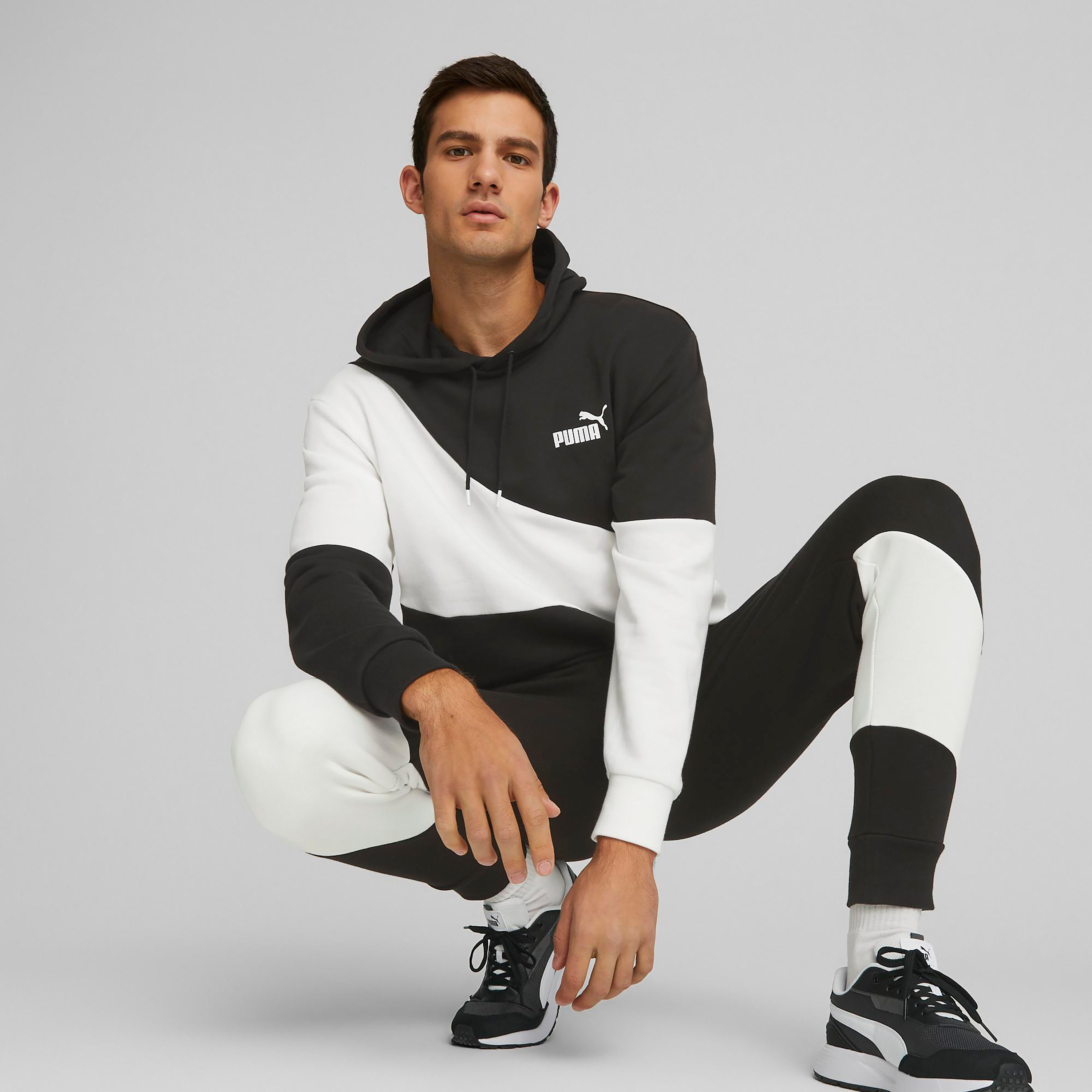 بنطلون رياضي من بوما باور كات للرجال | 674207-men-clothing-sportswearandactivewear-bottoms-image-2