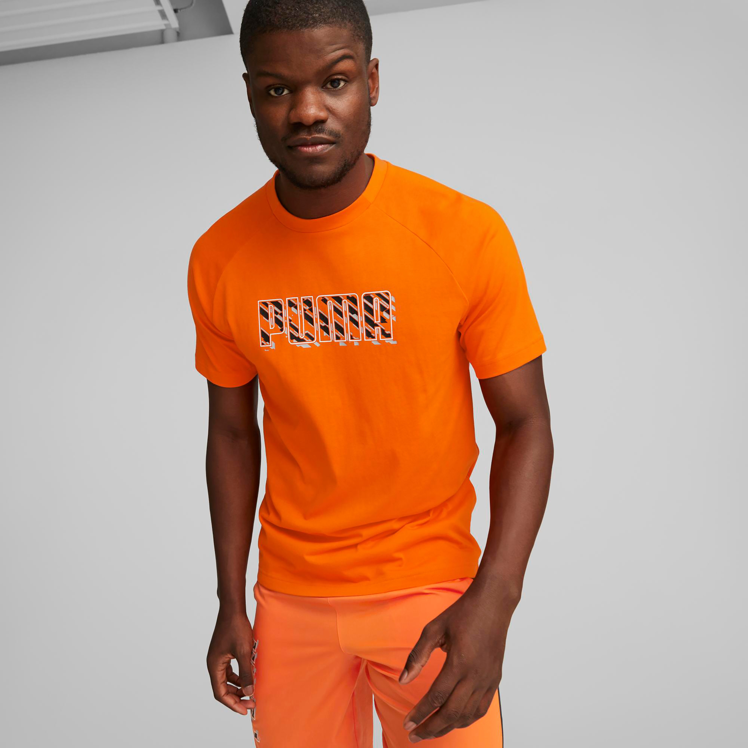 تيشيرت دينا ميكس جرافيك من بوما للرجال 67421101-men-clothing-sportswearandactivewear-tshirtsandpolos-image-6