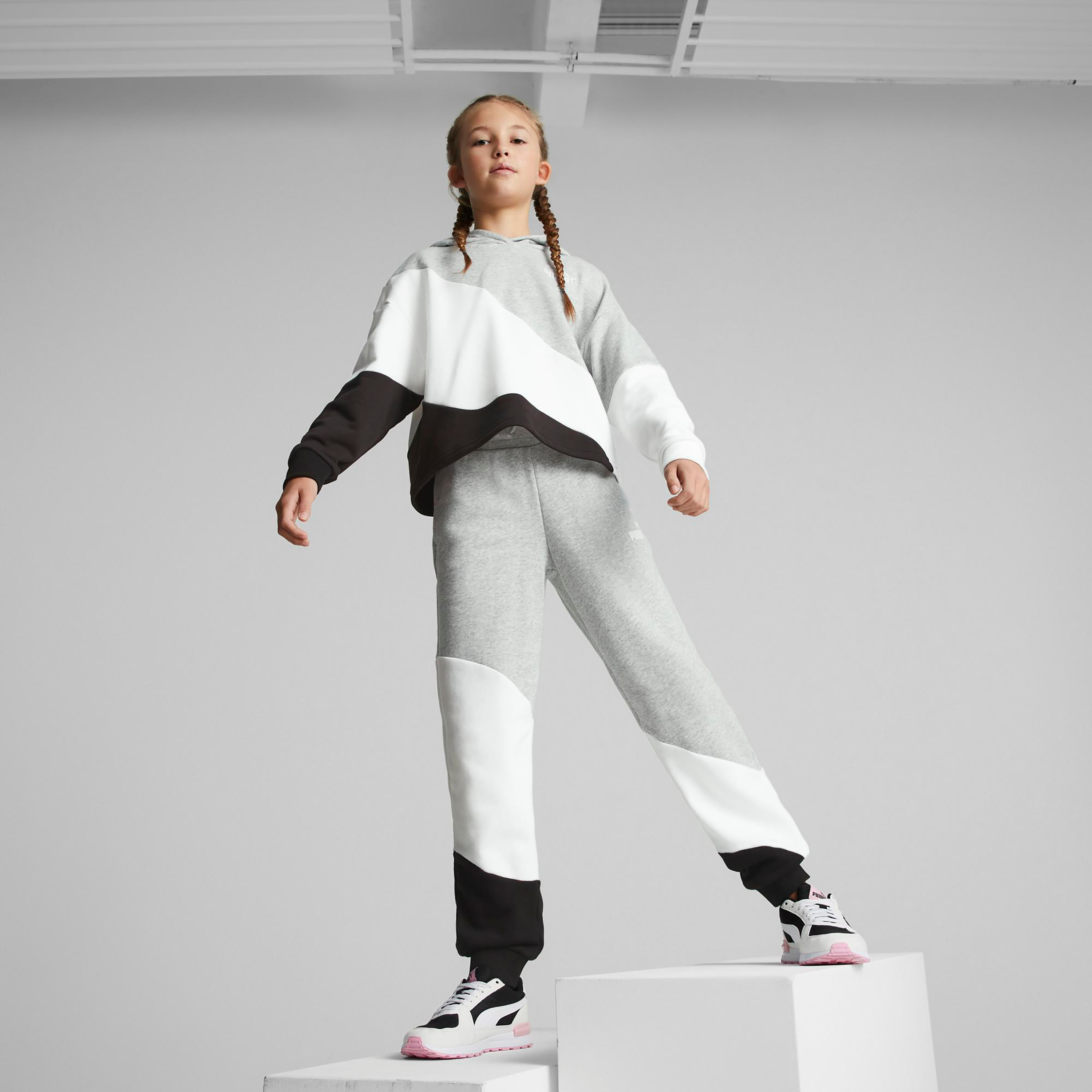Puma Power Cat High Waist Pants Kids Pants 67426604-girls-clothing-sportswear-bottoms-image-2