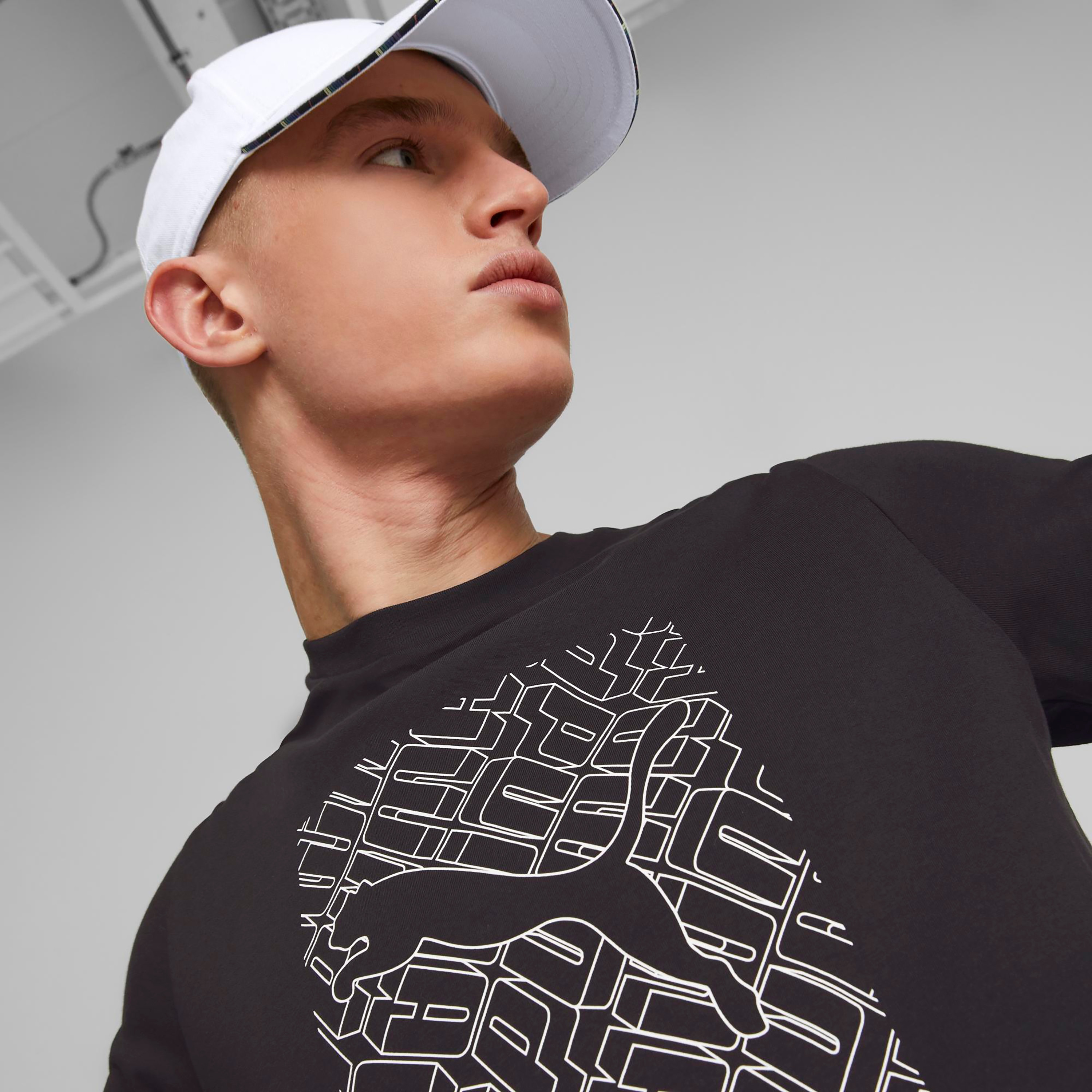 تي شيرت من بوما جرافيكس كات للرجال 67447401-men-clothing-sportswearandactivewear-tshirtsandpolos-image-3