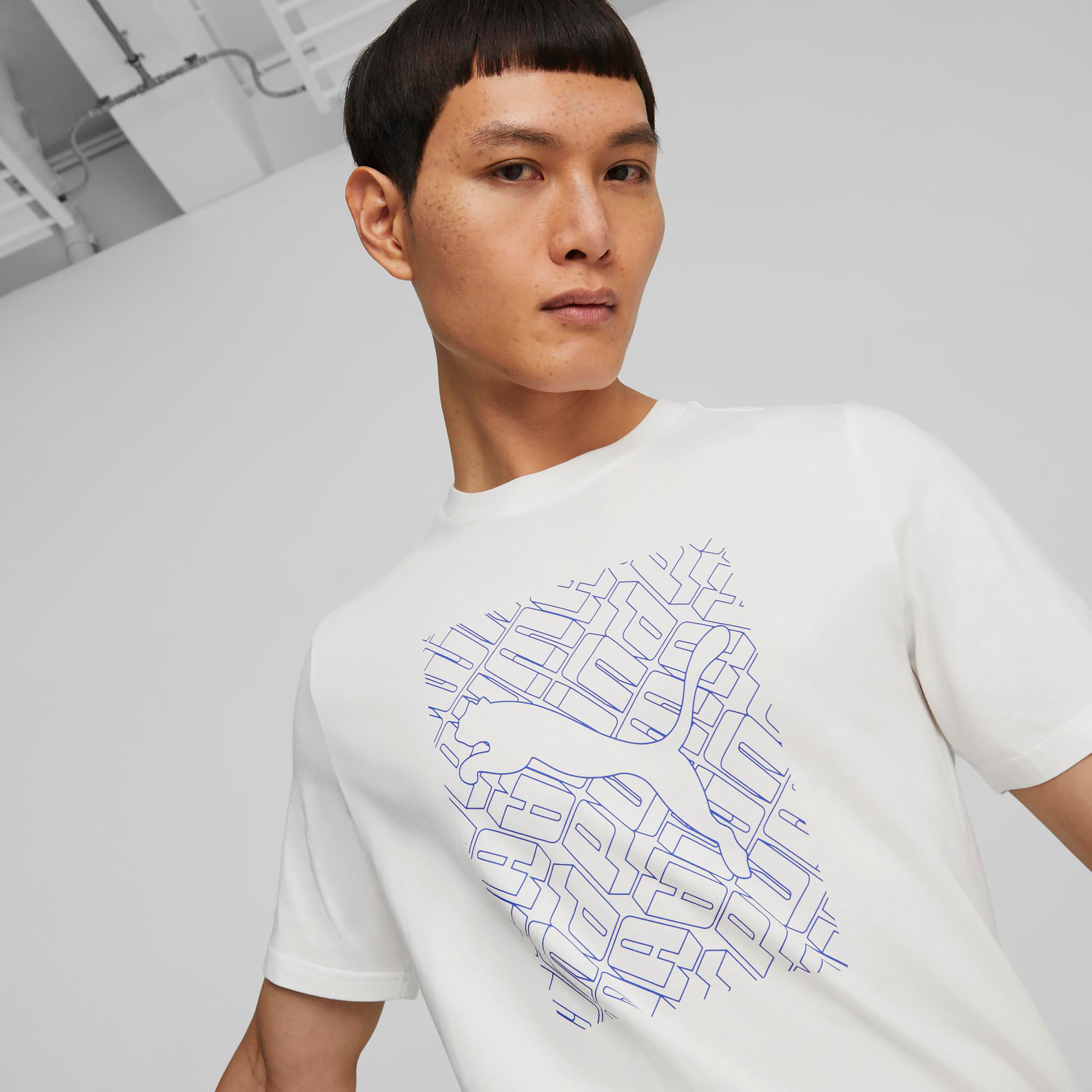 تي شيرت من بوما جرافيكس كات للرجال 67447401-men-clothing-sportswearandactivewear-tshirtsandpolos-image-8