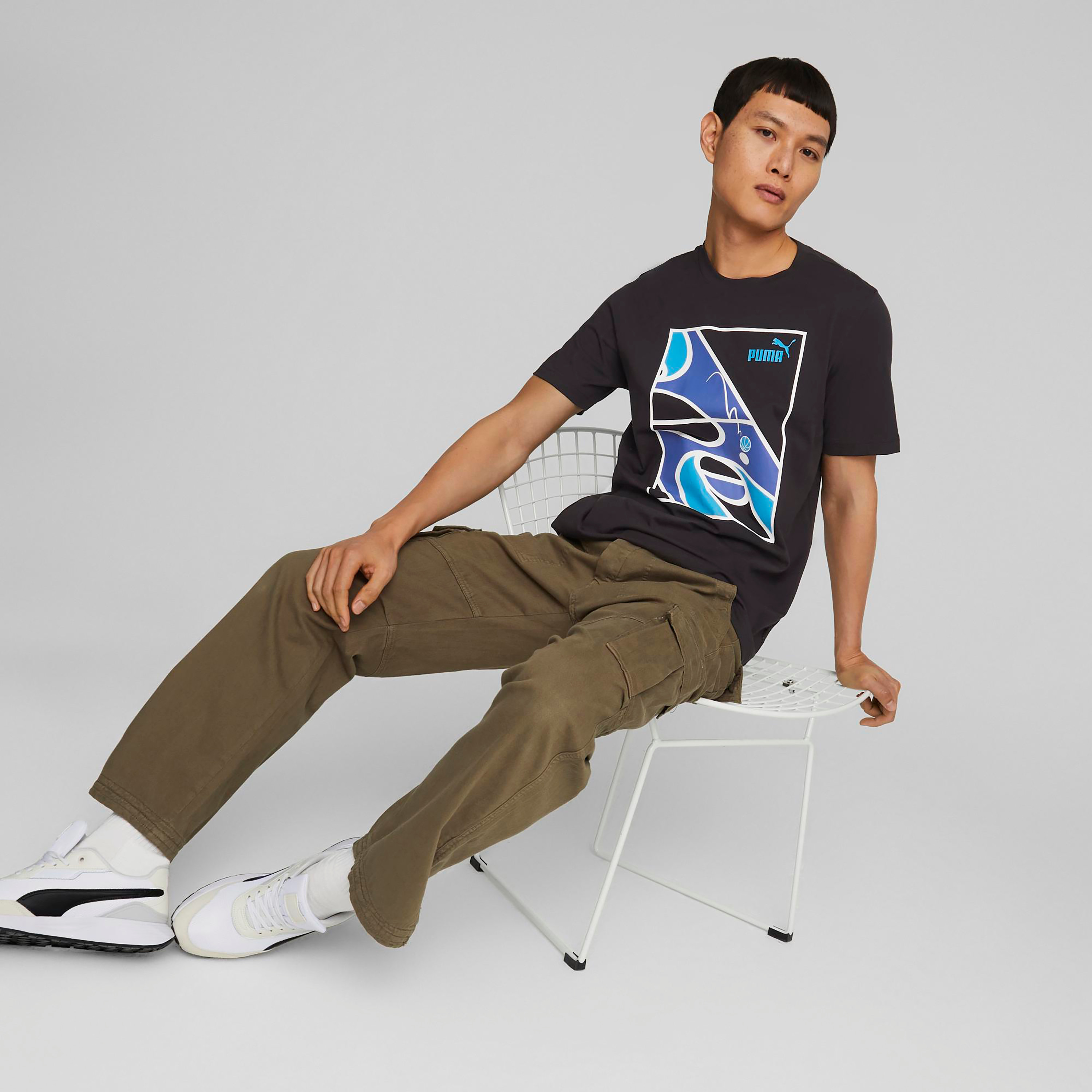 Puma Graphics Court Men T-Shirt 67448101-men-clothing-sportswearandactivewear-tshirtsandpolos-image-2