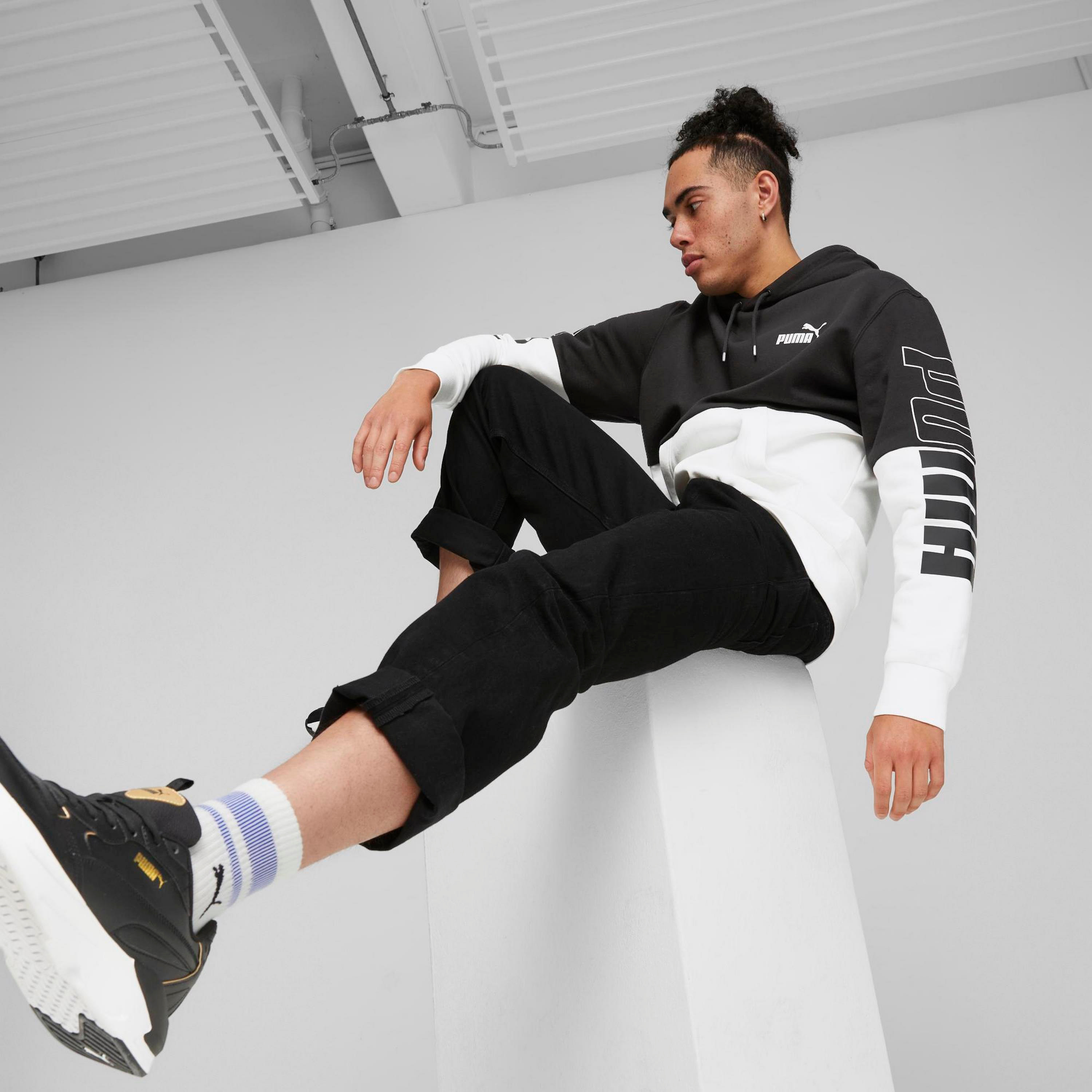 هودي من بوما باور كولور بلوك للرجال | 675910-men-winterwear-hoodiesandsweatshirts-image-2