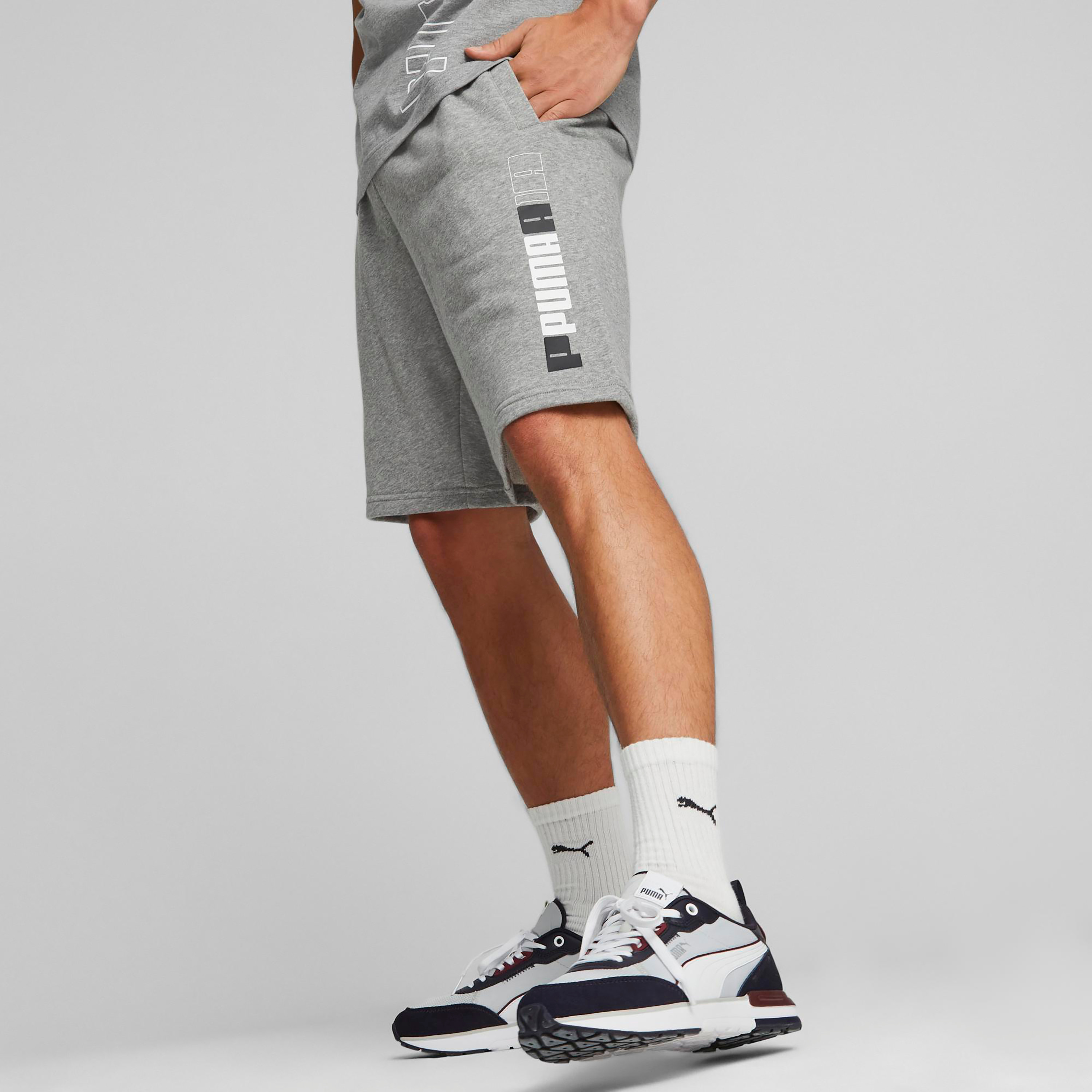شورت إيسينشال من بوما 10 إنش بشعار ليب | 675921-men-clothing-bottoms-shorts-image-3