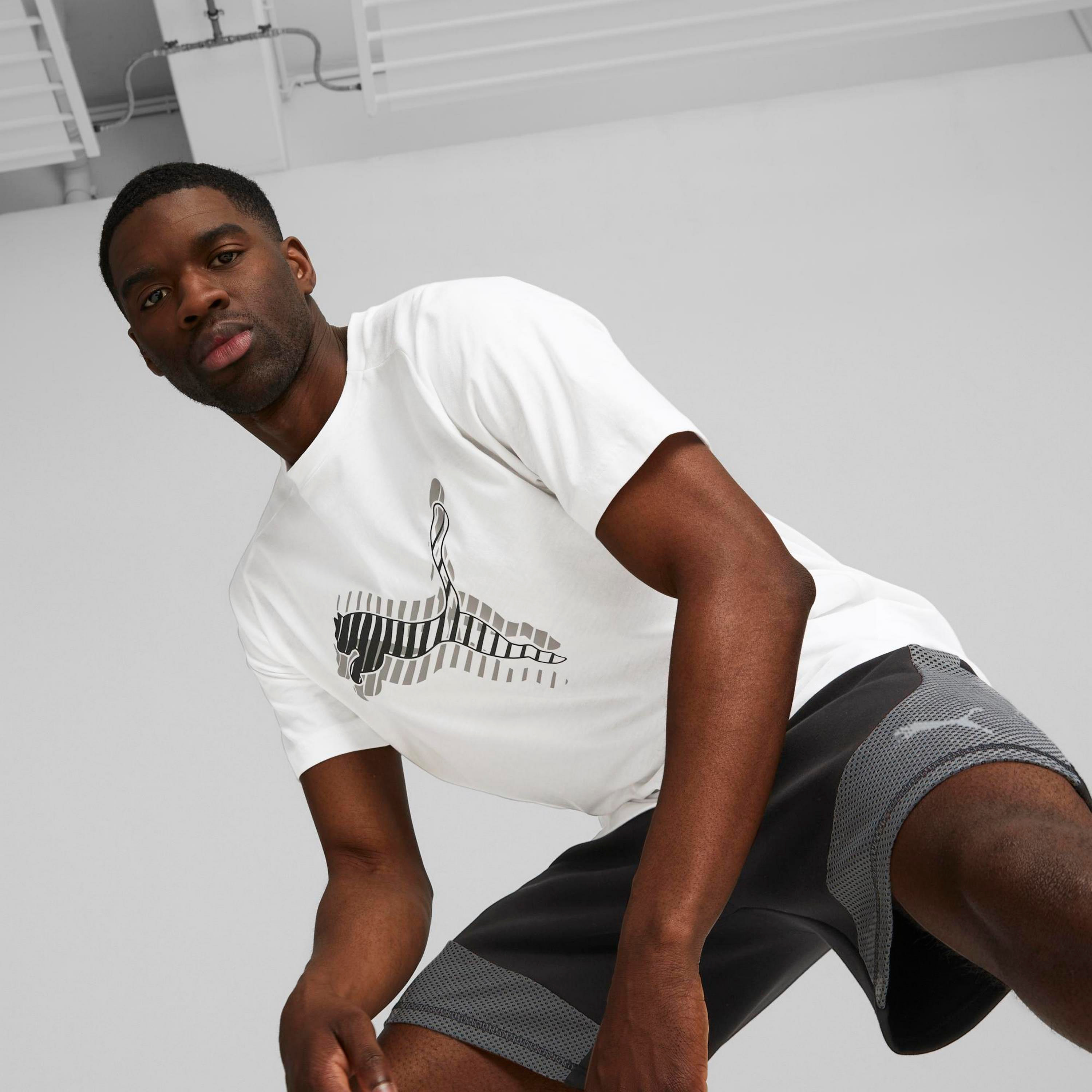 Puma Dyna-Mix Graphic Men T-Shirt | 675937-men-clothing-sportswearandactivewear-tshirtsandpolos-image-1