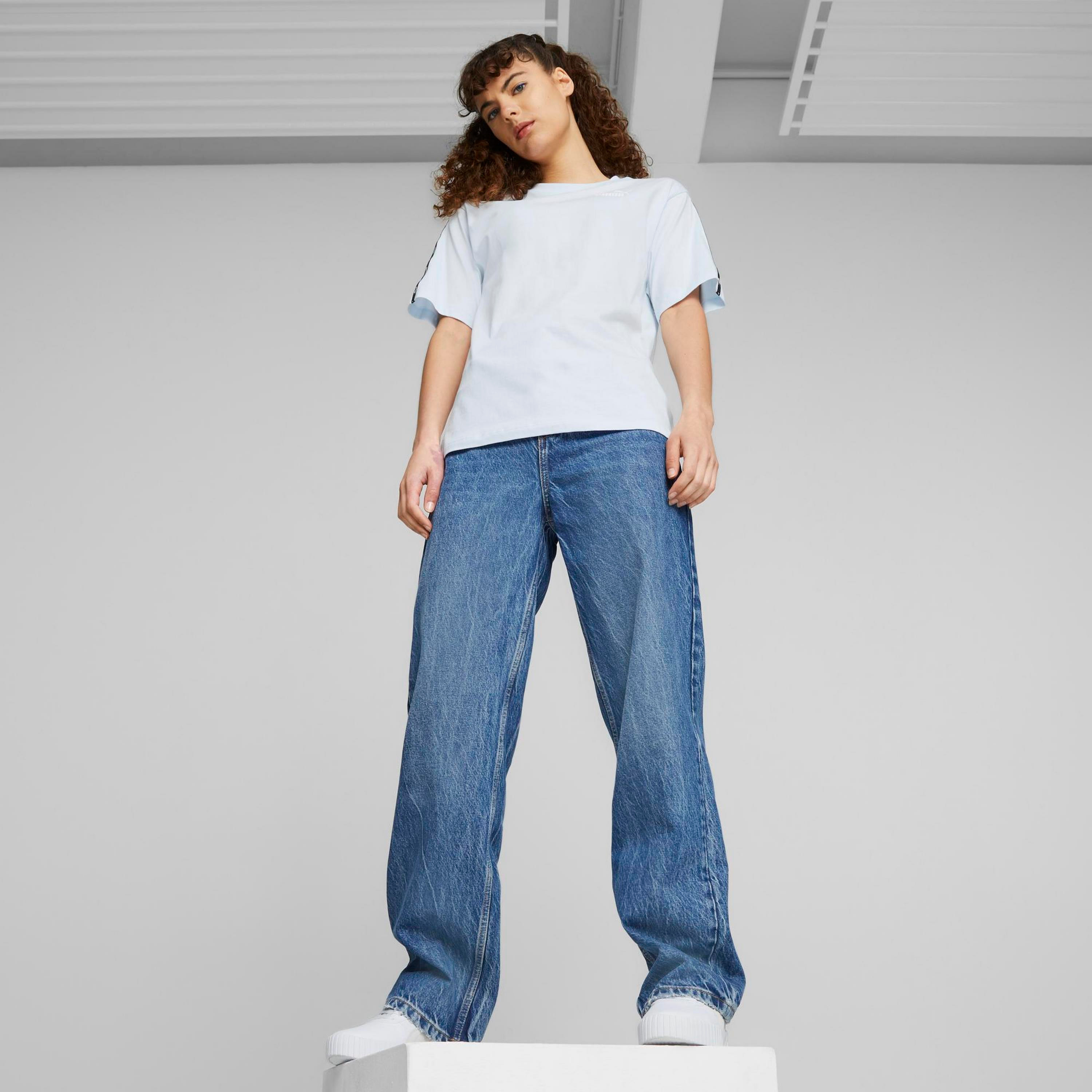 بوما تي شيرت اسينشالز بخط جانبي للنساء 675994 |OE-women-clothing-tshirts-image-4