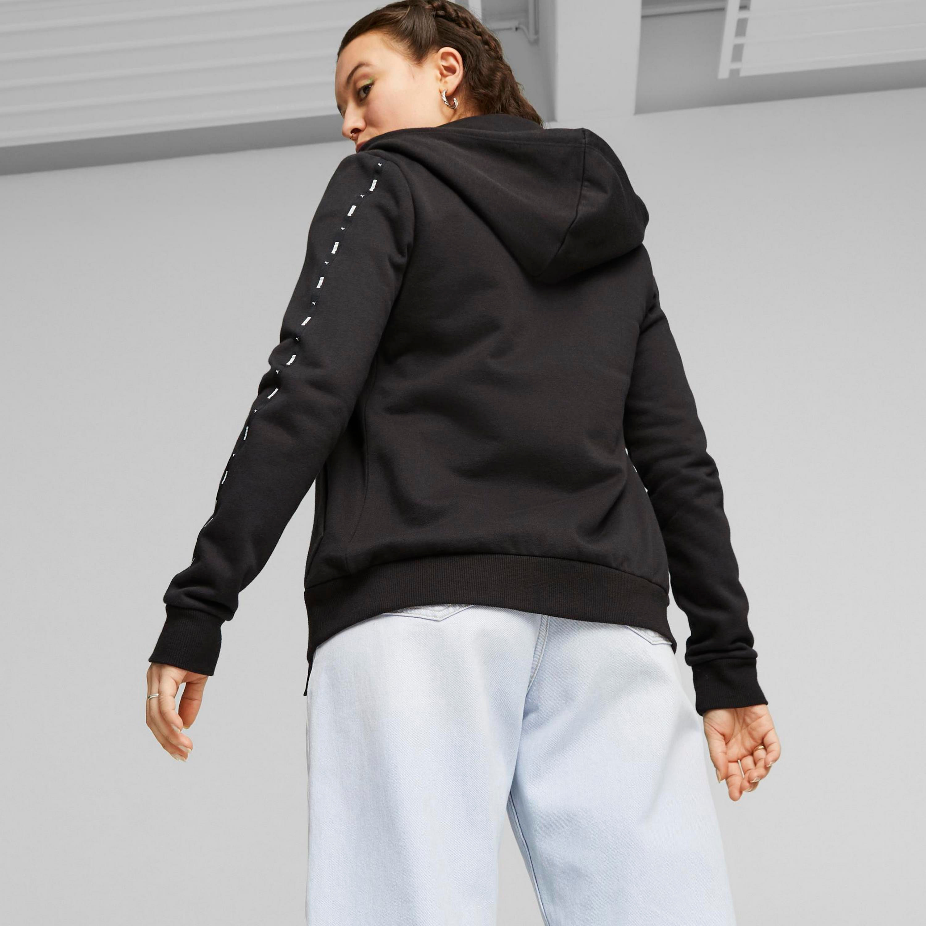هودي من بوما إسنشيال تيب للنساء | 675997-sports-women-clothing-hoodiesandsweatshirts-image-4