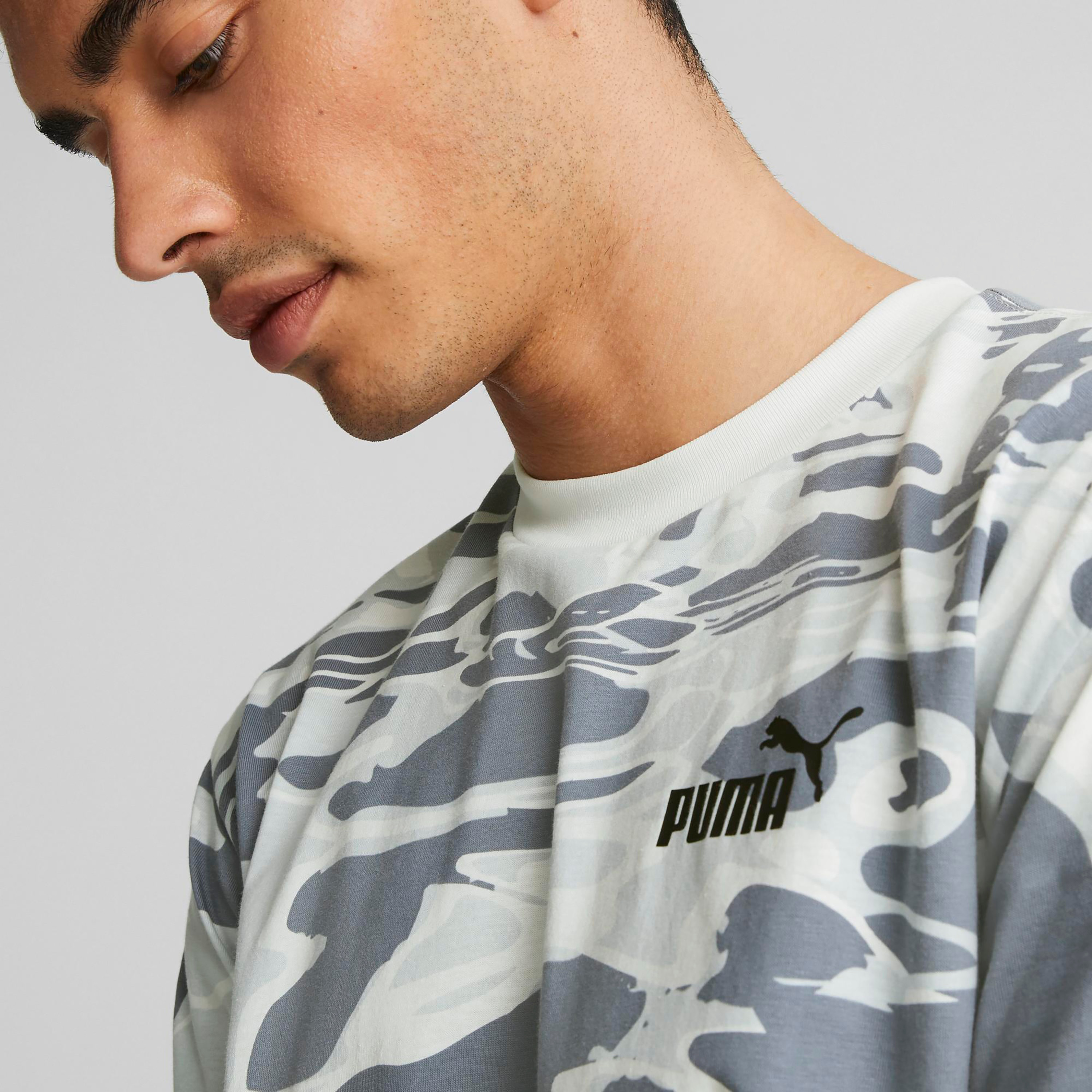 Puma Summer Splash Aop Men T-Shirt 67709601-men-clothing-sportswearandactivewear-tshirtsandpolos-image-3