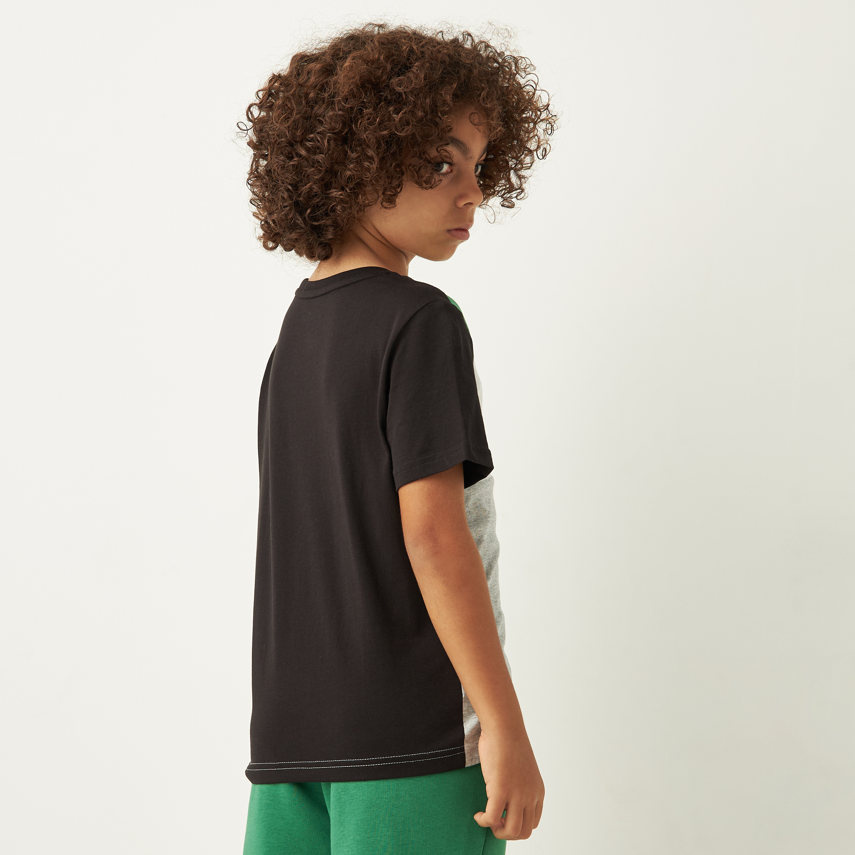 PUMA Colourblock T-shirt with Short Sleeves and Round Neck-sports-boys-clothing-tops-image-3
