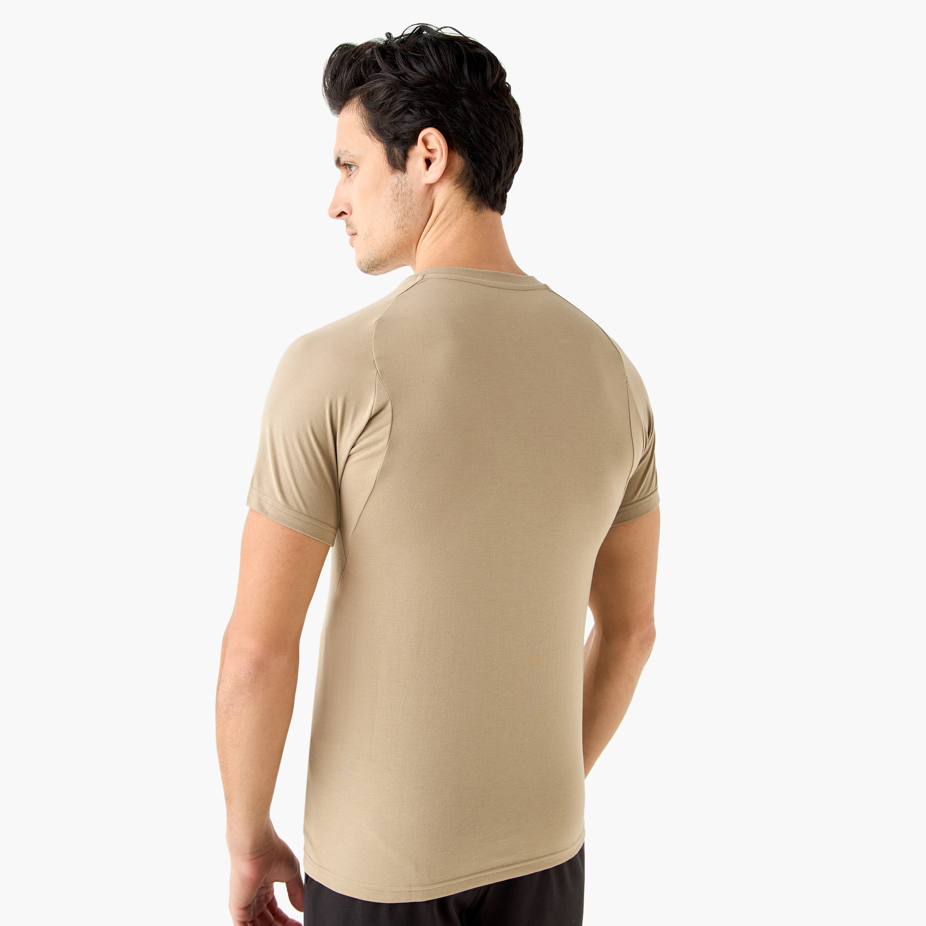 تيشيرت إيفوسترايب للرجال من بوما 68169767 | OE-men-clothing-sportswearandactivewear-tshirtsandpolos-image-3
