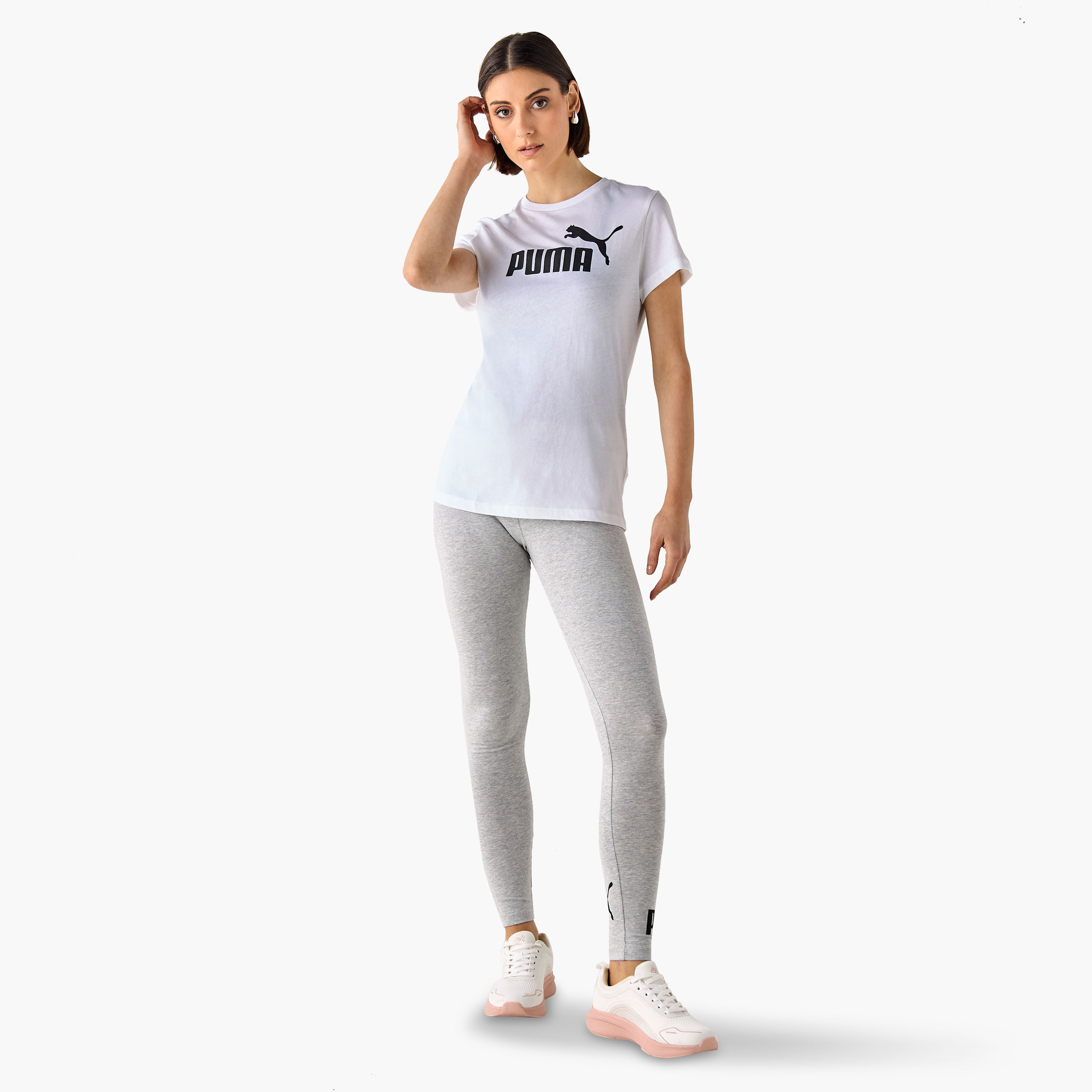 بوما - تيشيرت ايسينشال لوقو - للنساء 682370 | OE-women-clothing-tshirts-image-5