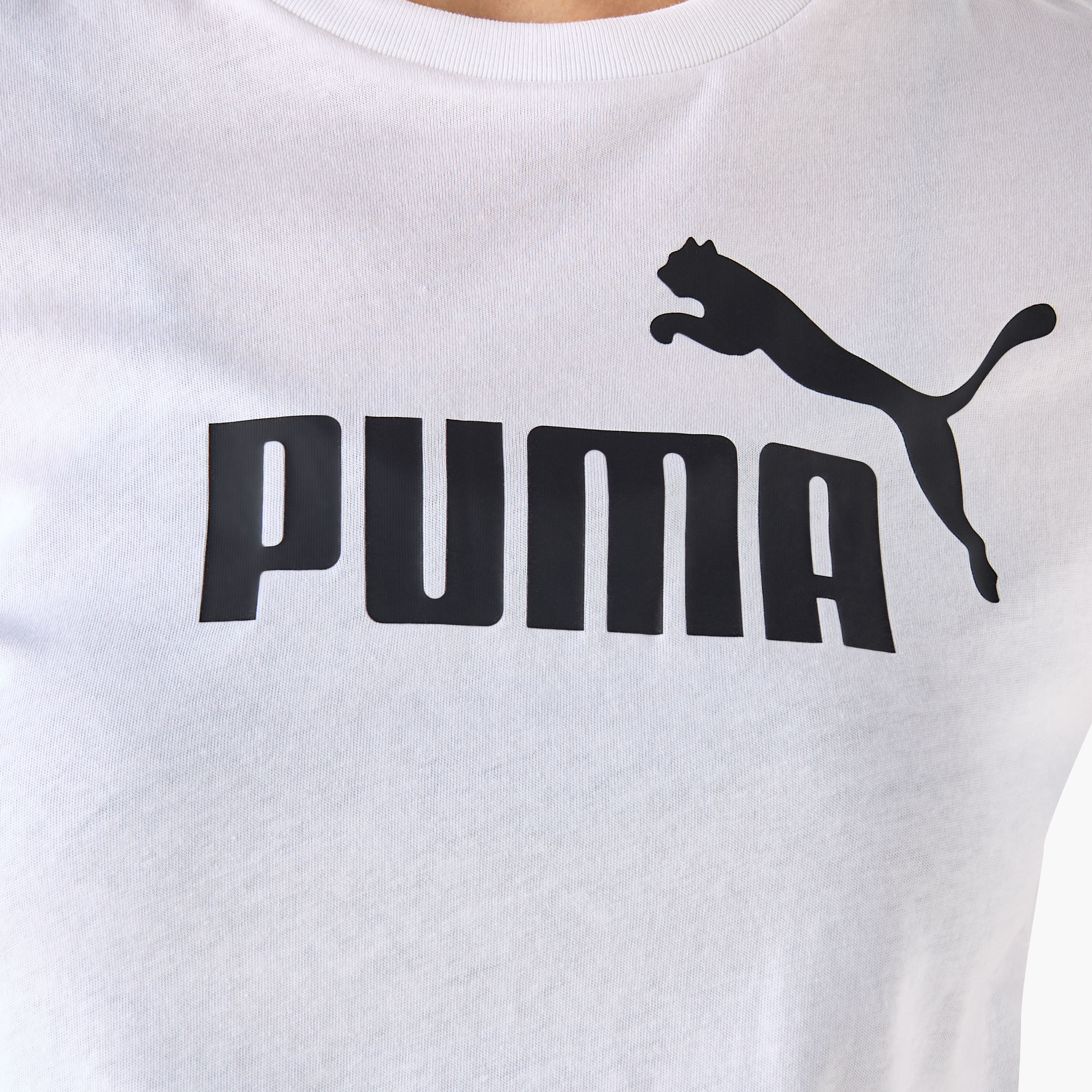 بوما - تيشيرت ايسينشال لوقو - للنساء 682370 | OE-women-clothing-tshirts-image-1