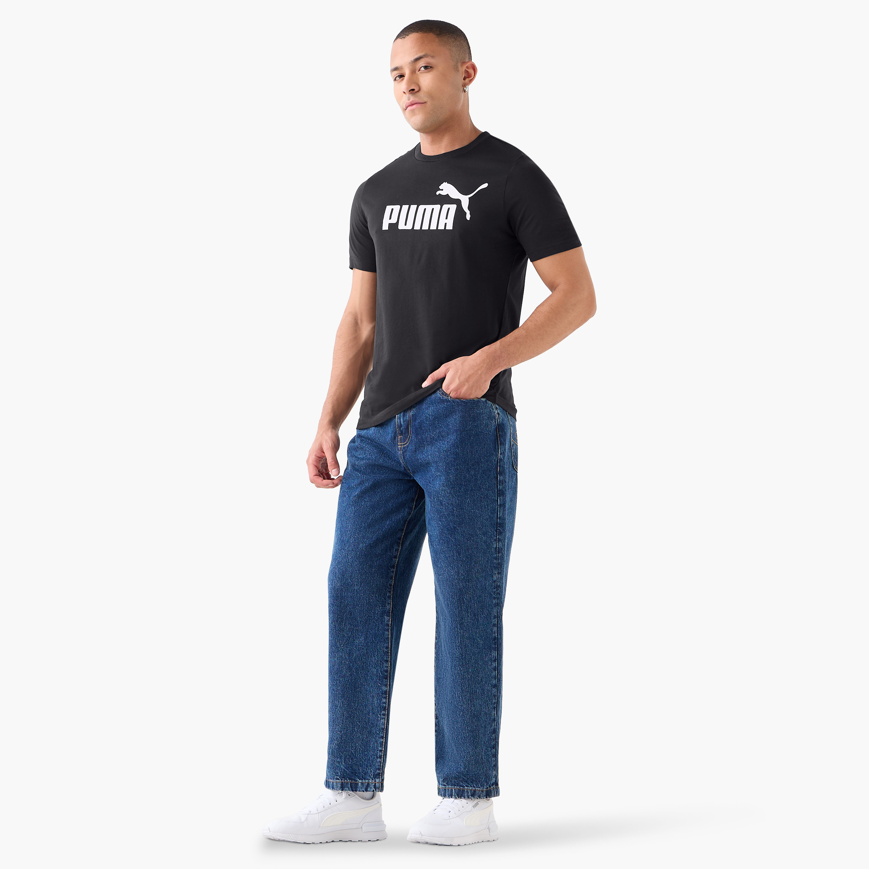 بوما - تيشيرت ايسينشال لوقو - للرجال 682532 | OE-men-clothing-sportswearandactivewear-tshirtsandpolos-image-2