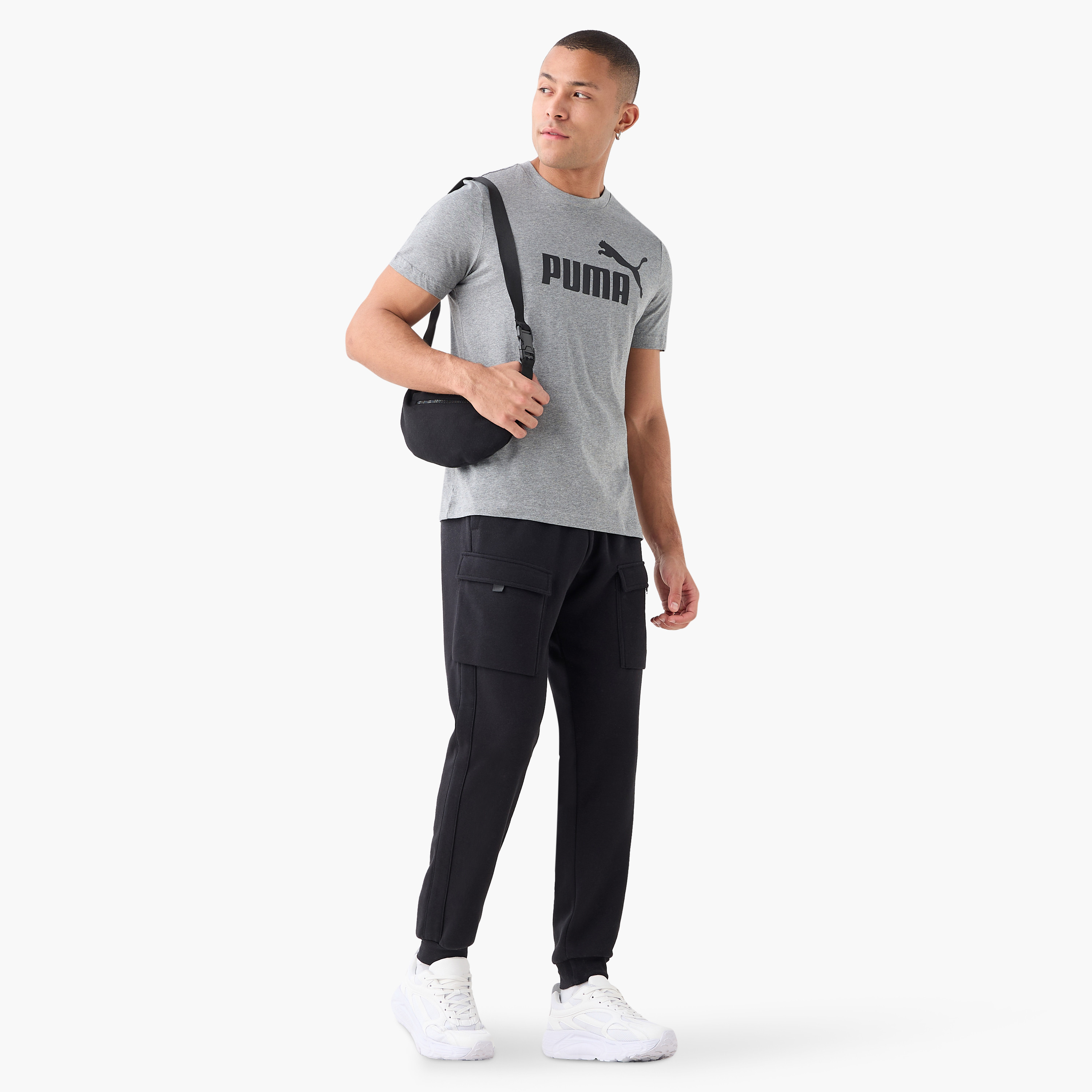 بوما - تيشيرت ايسينشال لوقو - للرجال 682532 | OE-men-clothing-sportswearandactivewear-tshirtsandpolos-image-12