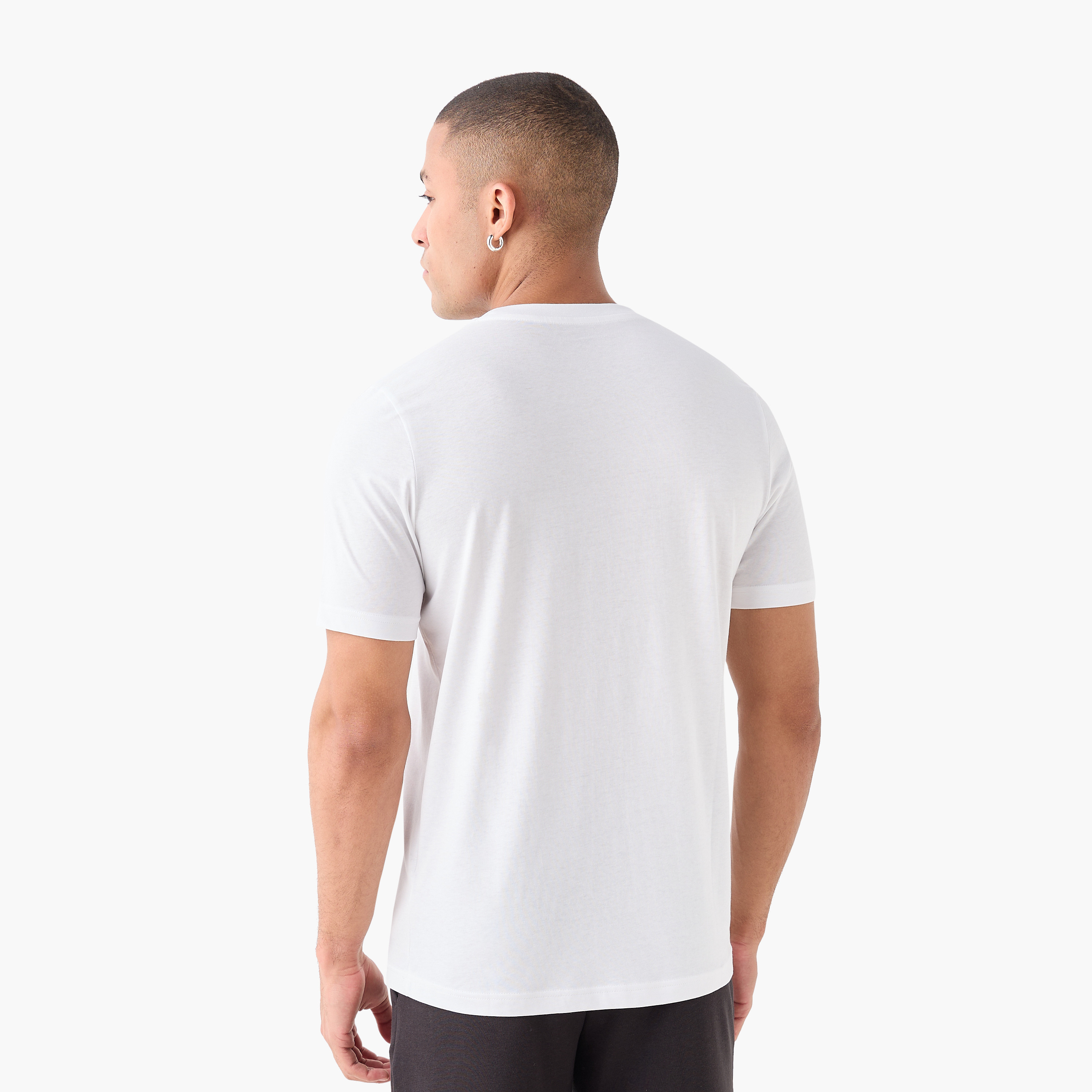 بوما - تيشيرت ايسينشال سمول لوقو - للرجال 682538 | OE-men-clothing-sportswearandactivewear-tshirtsandpolos-image-8