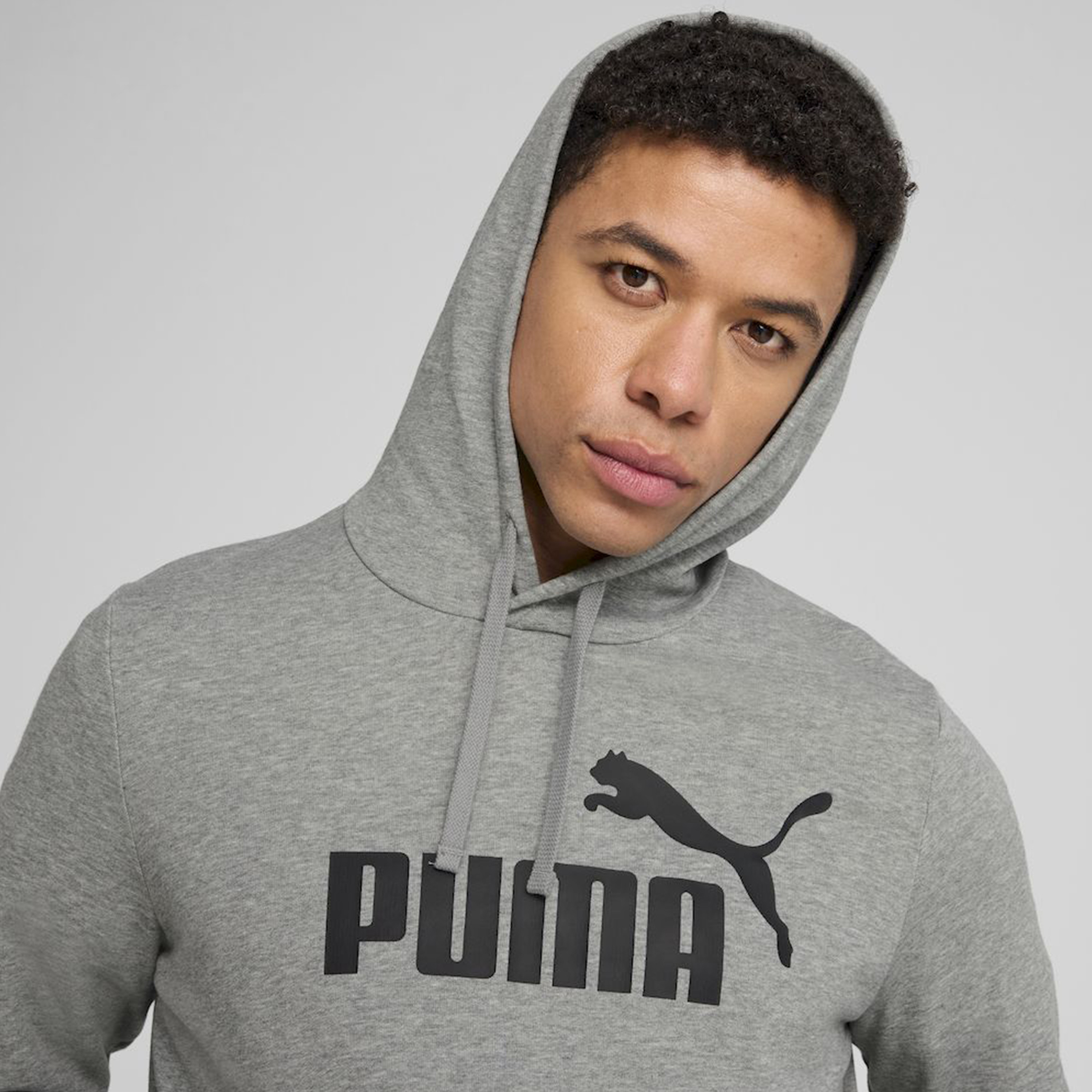بوما - هودي اسينشالز بشعار رقم 1 للرجال 682572 | OE-men-winterwear-hoodiesandsweatshirts-image-12