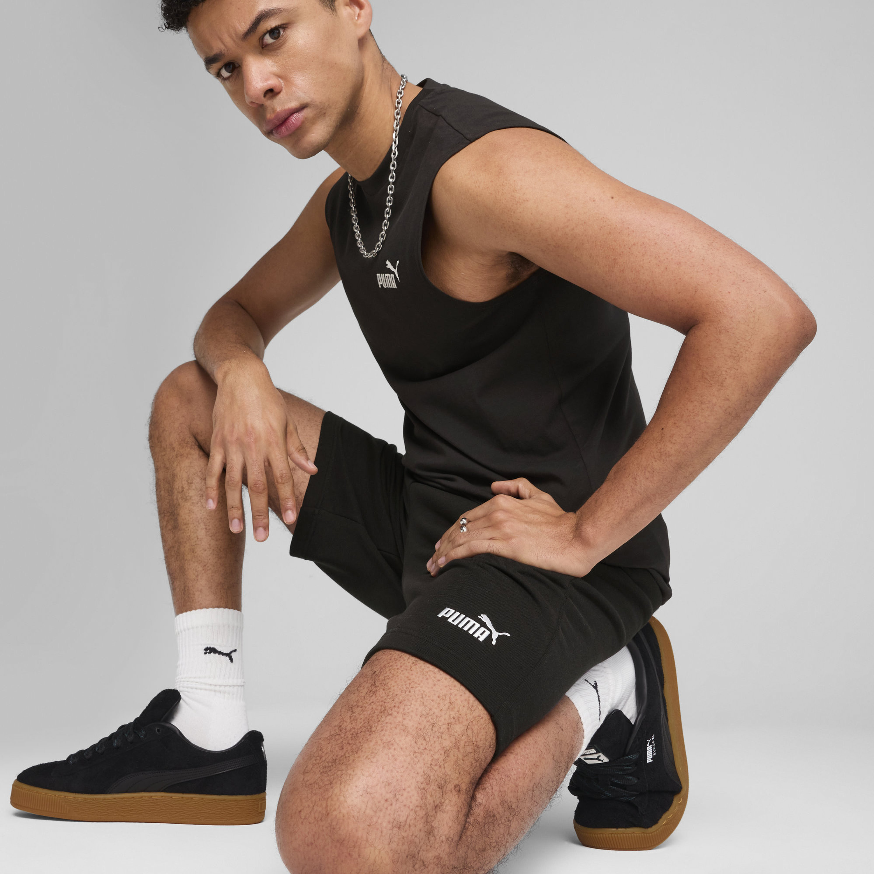 بوما - شورت رجالي يومي شعار رقم 1-men-clothing-bottoms-shorts-image-4
