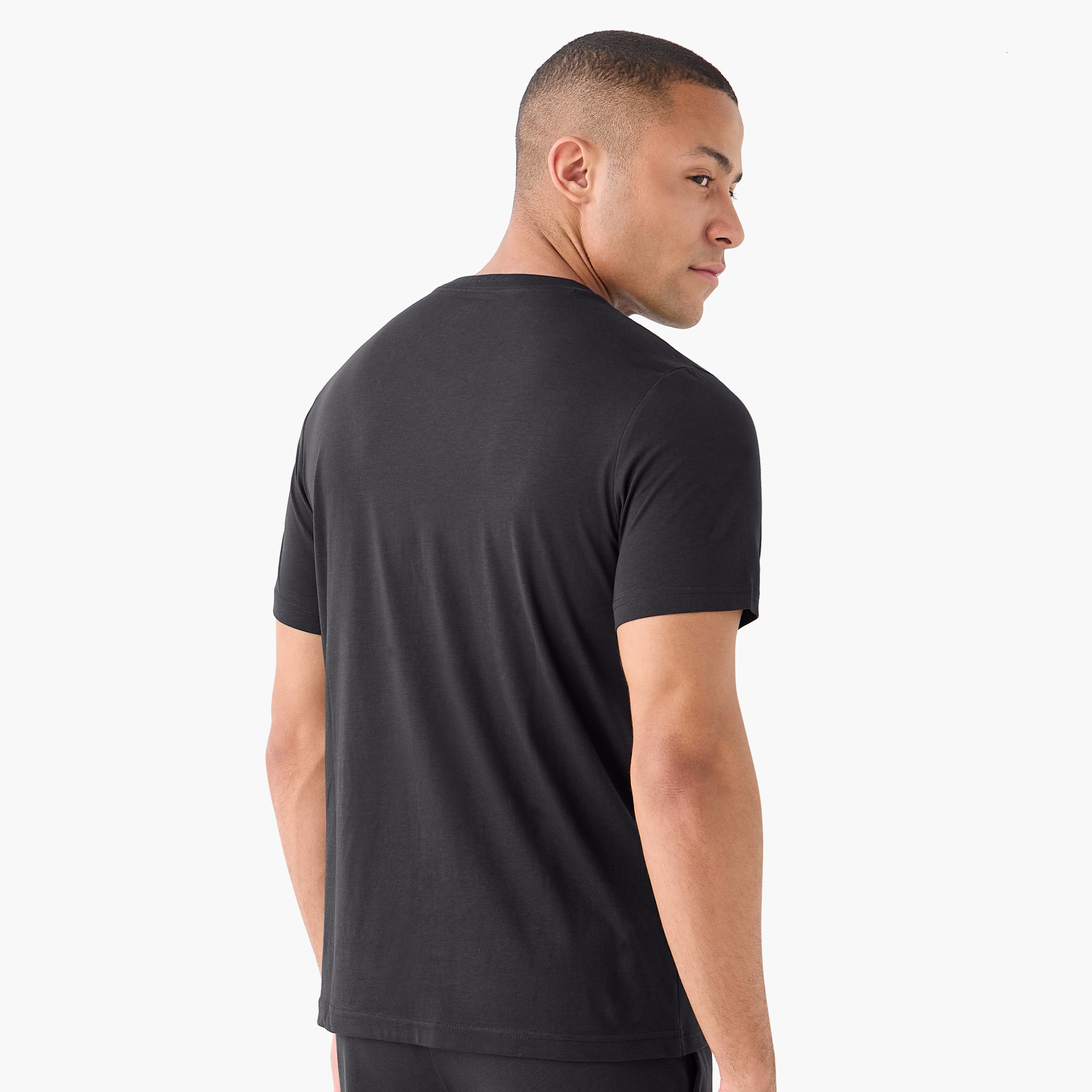 Puma Men's Essential 2 Small Logo Tee 684717 | OE-men-clothing-sportswearandactivewear-tshirtsandpolos-image-3