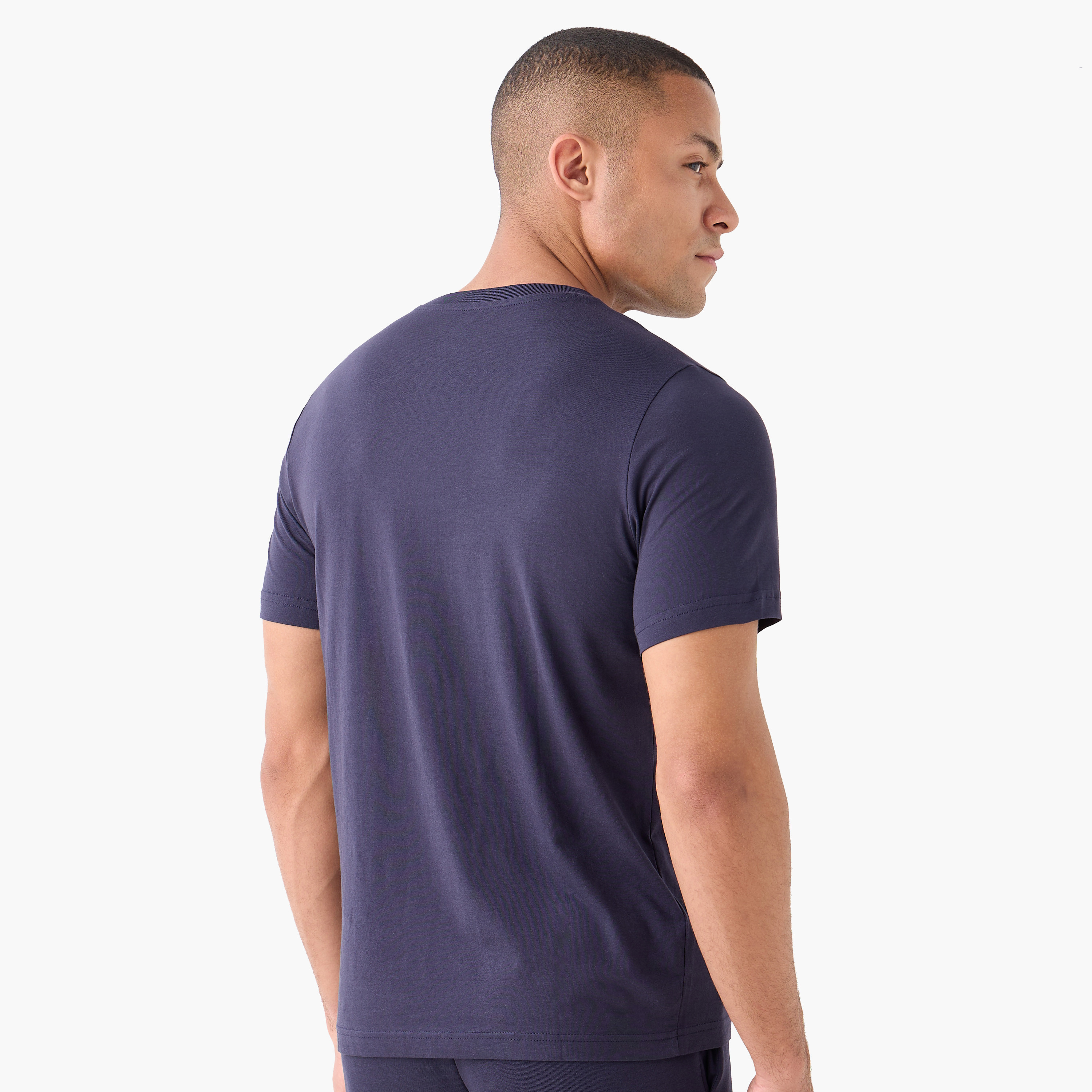 Puma Men's Essential 2 Small Logo Tee 684717 | OE-men-clothing-sportswearandactivewear-tshirtsandpolos-image-8