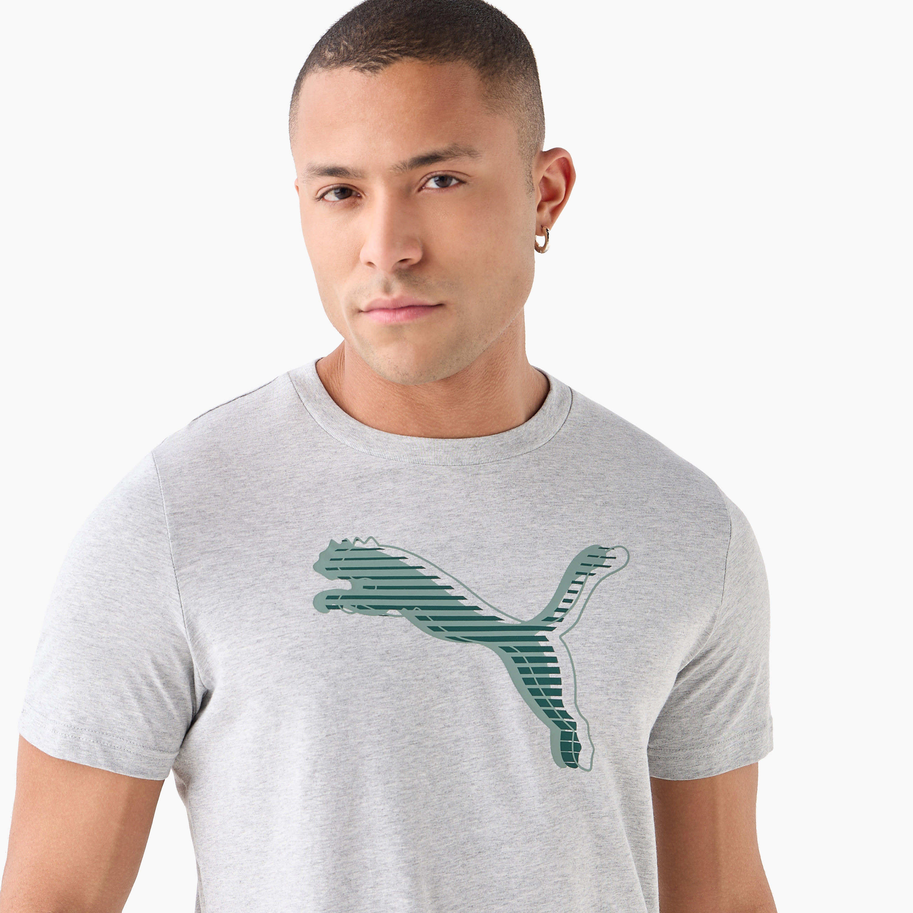 بوما - تيشيرت جرافيكس كات لوقو - للرجال 684823 | OE-men-clothing-sportswearandactivewear-tshirtsandpolos-image-4