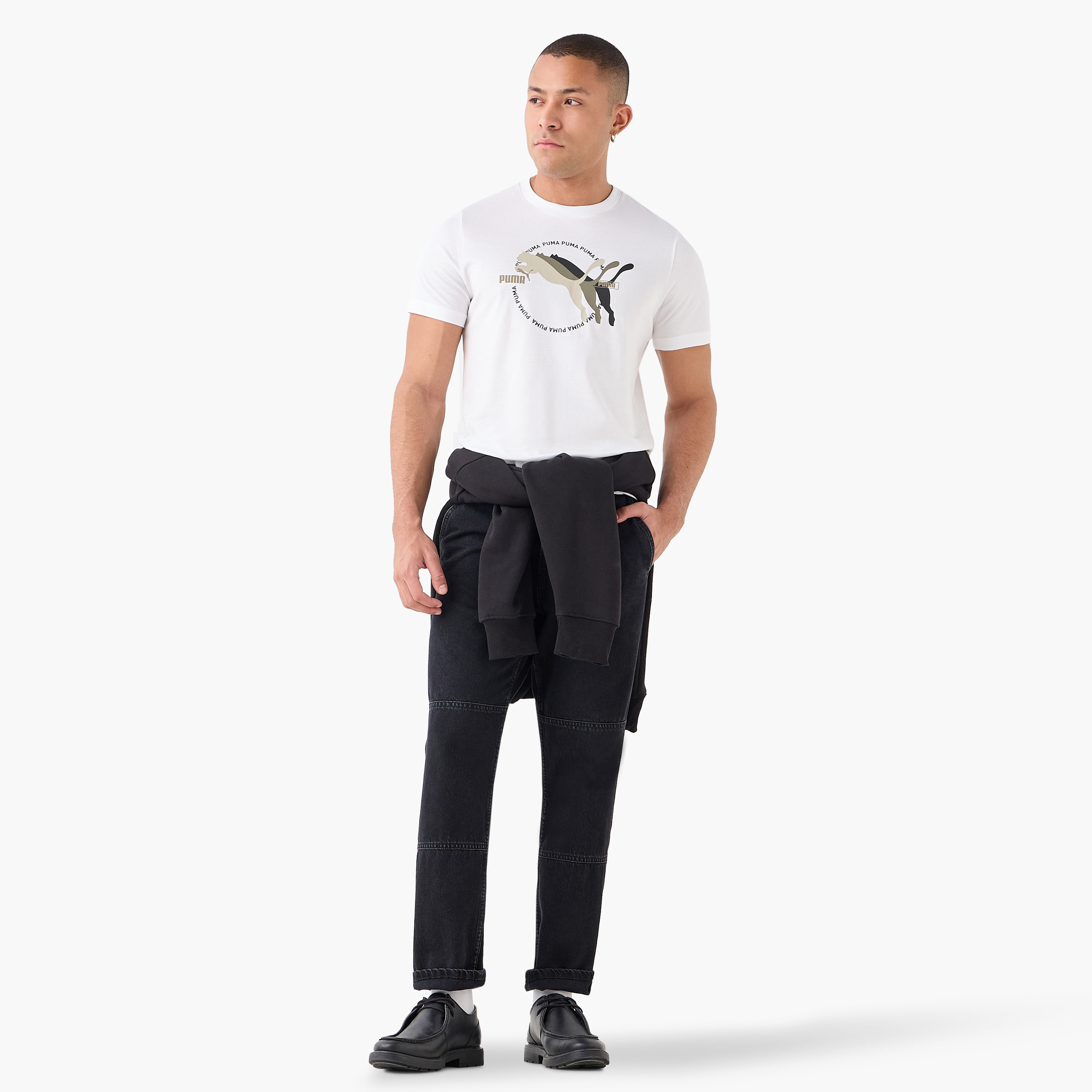بوما - تيشيرت جرافيكس ملتيبل كات لوقو - للرجال 684826 | OE-men-clothing-sportswearandactivewear-tshirtsandpolos-image-4