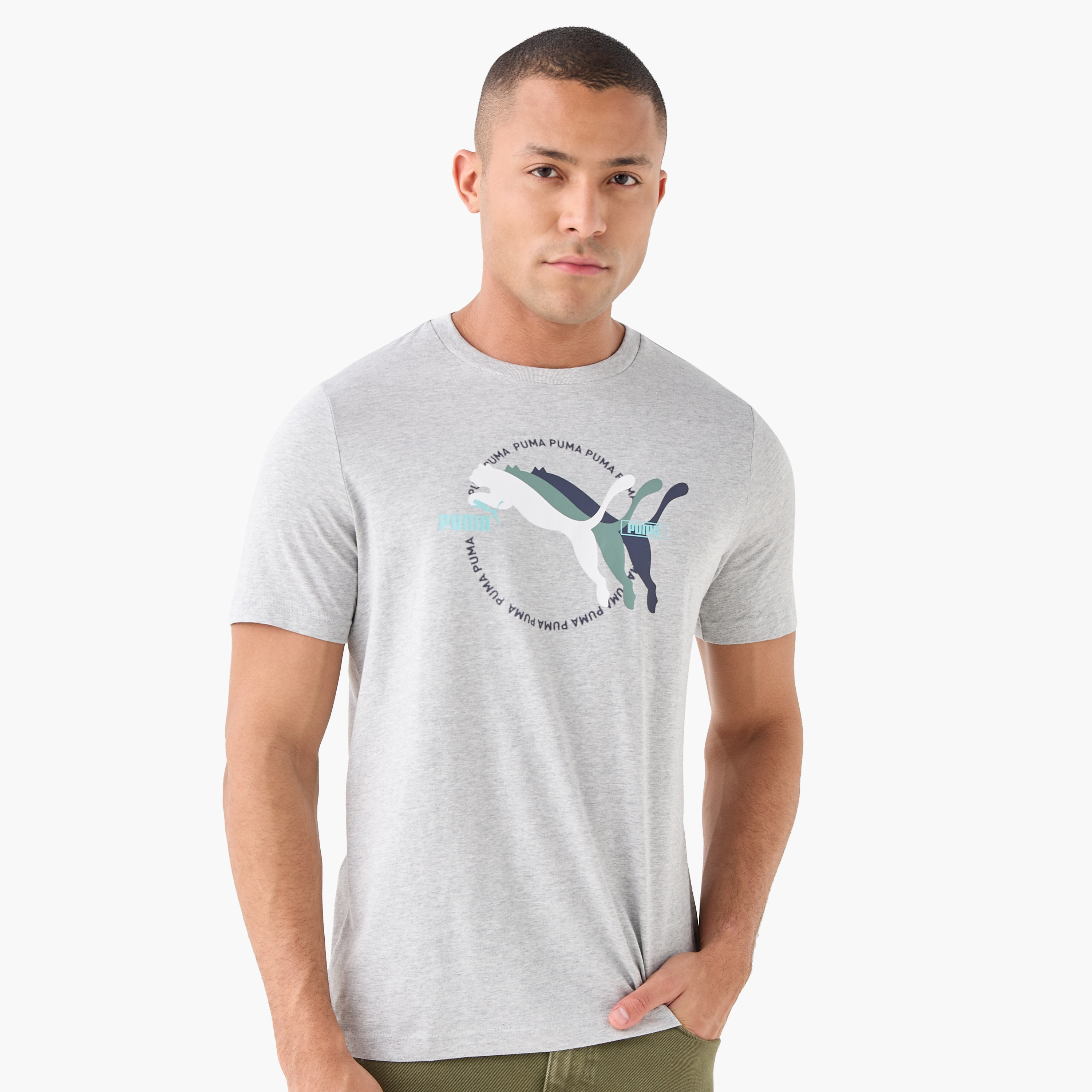 بوما - تيشيرت جرافيكس ملتيبل كات لوقو - للرجال 684826 | OE-men-clothing-sportswearandactivewear-tshirtsandpolos-image-1