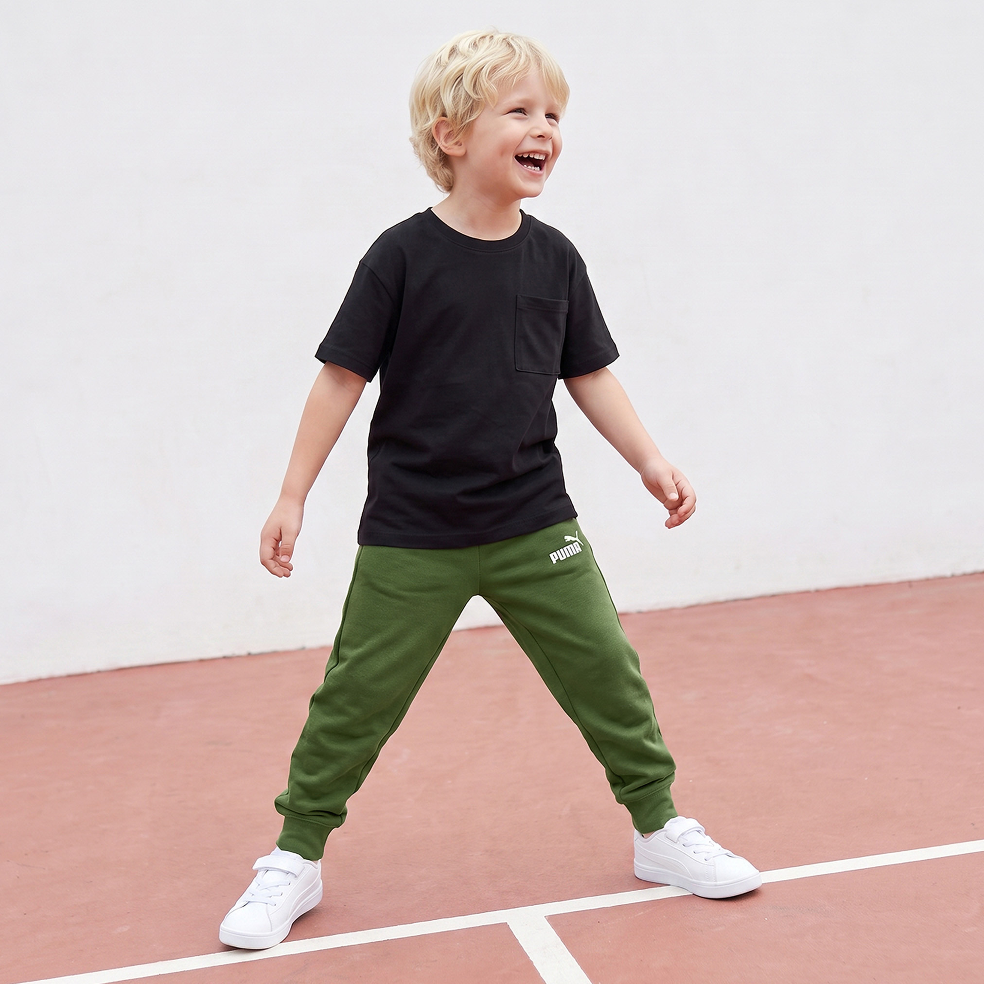 بنطلون رياضي مطاطي بطبعات شعار من بوما-boys-clothing-bottoms-joggersandtrackpants-image-5