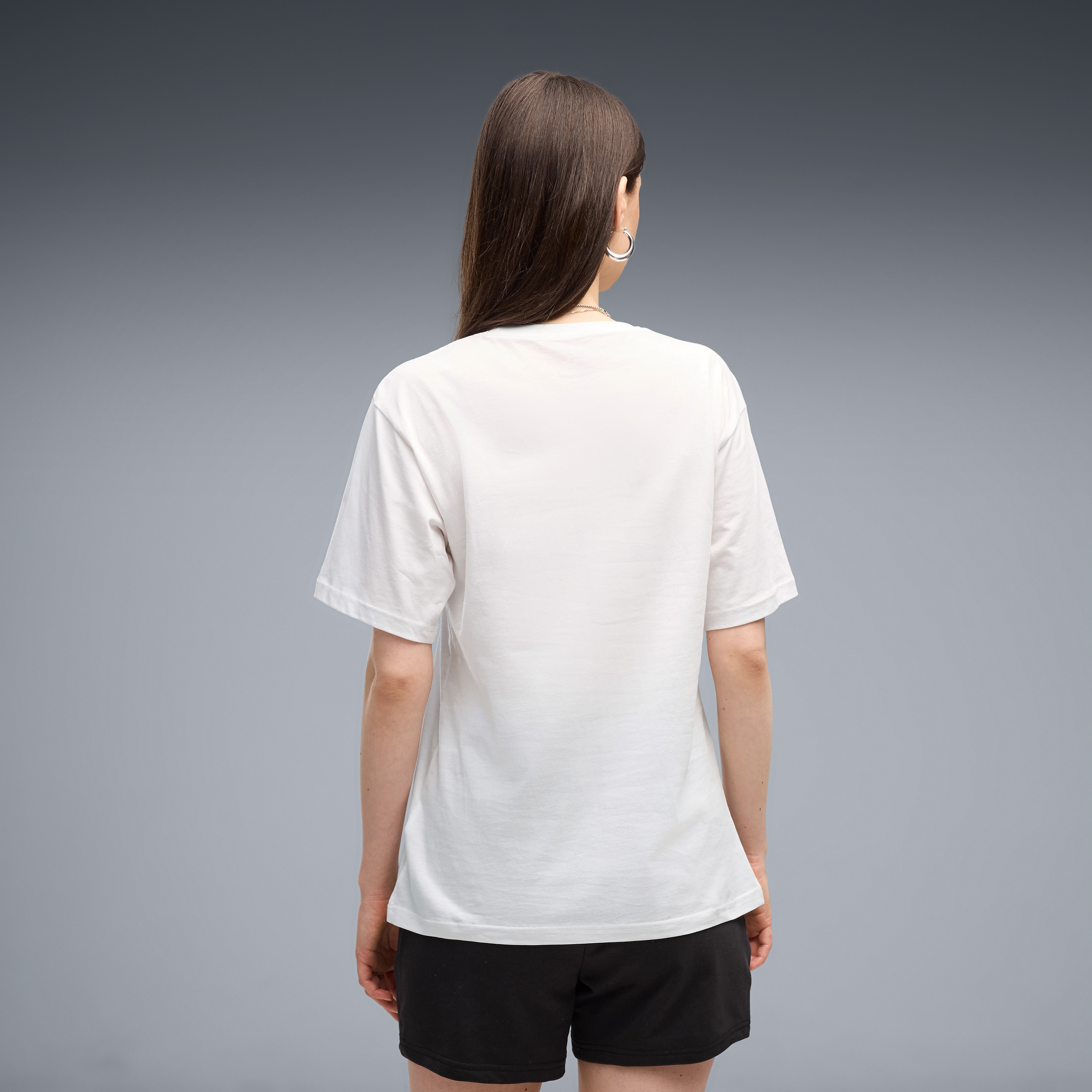 بوما - تيشيرت نسائي أساسي رقم 1 بشعار العلامة التجارية، ياقة دائرية مريحة-sports-women-clothing-tshirtsandvests-image-3