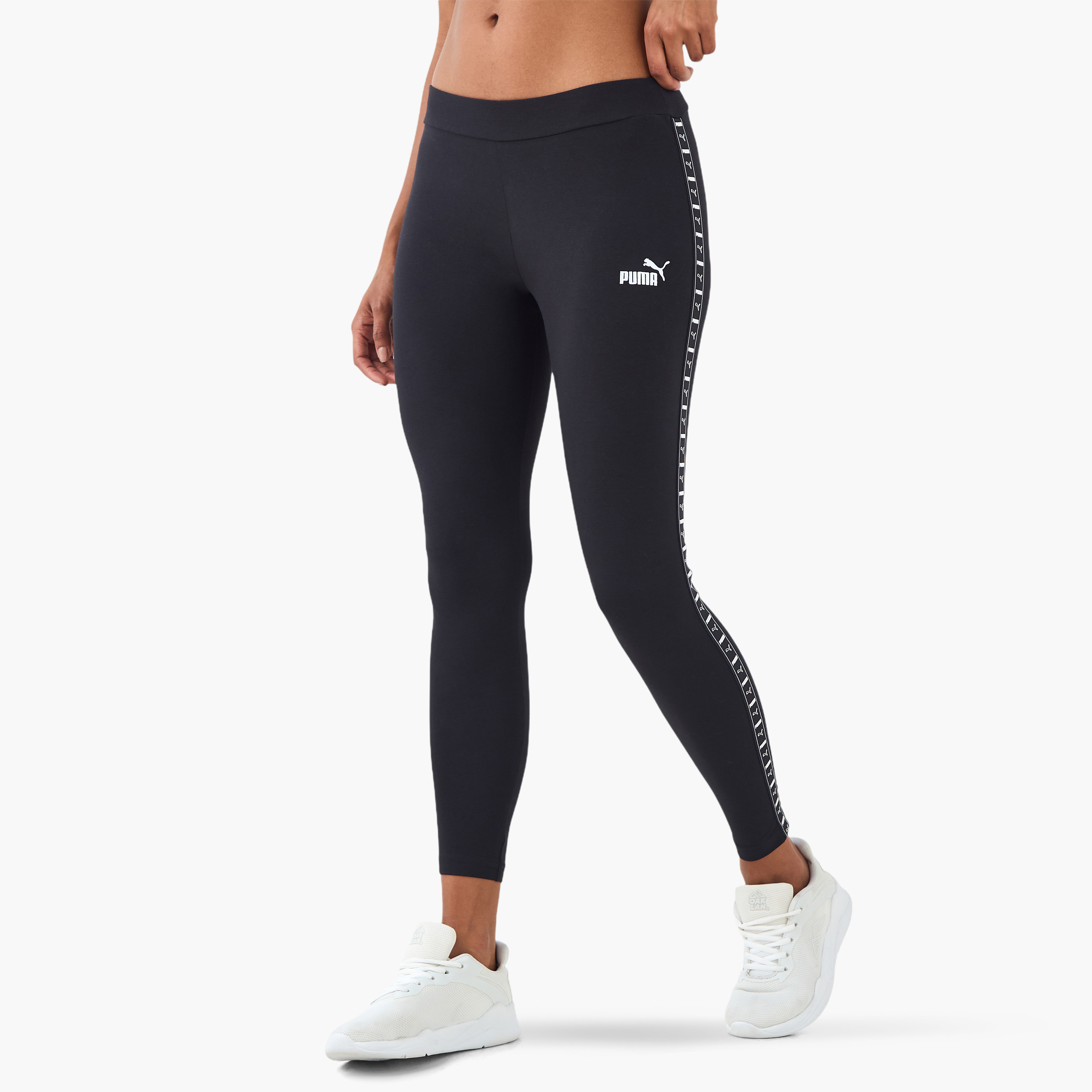 بوما- بنطال ليجنز نسائي أساسي بشريط لاصق 685014 | OE-women-clothing-bottoms-leggings-image-1