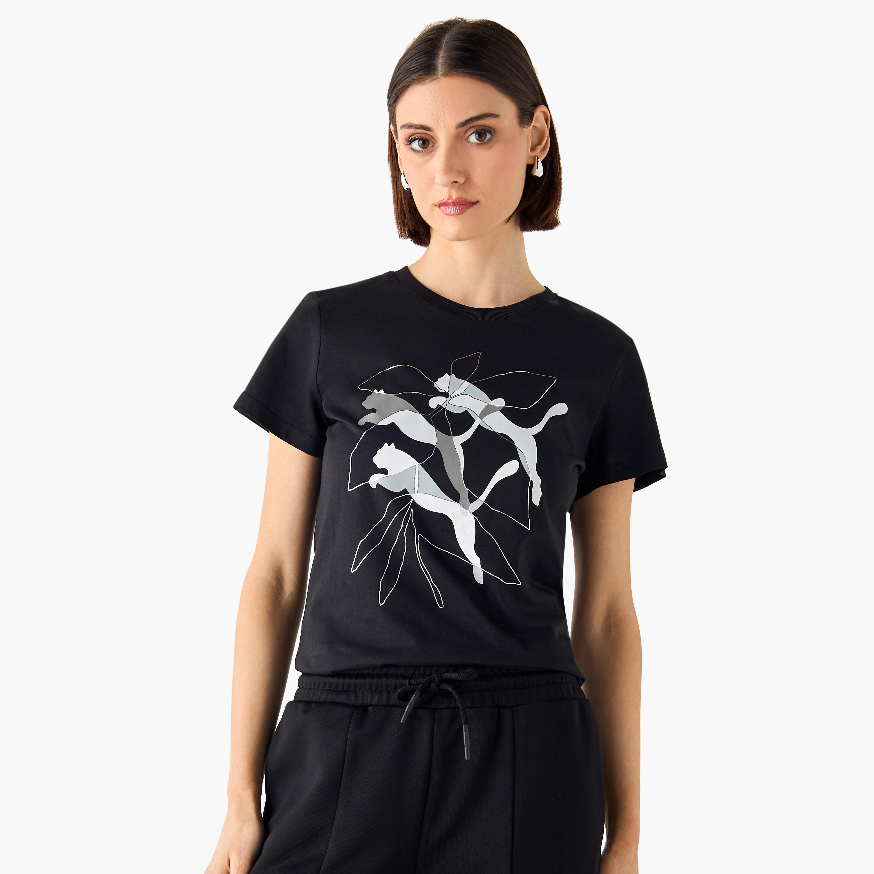 بوما - تيشيرت جرافيكس برانديد ليف - للنساء 685082 | OE-women-clothing-tshirts-image-3