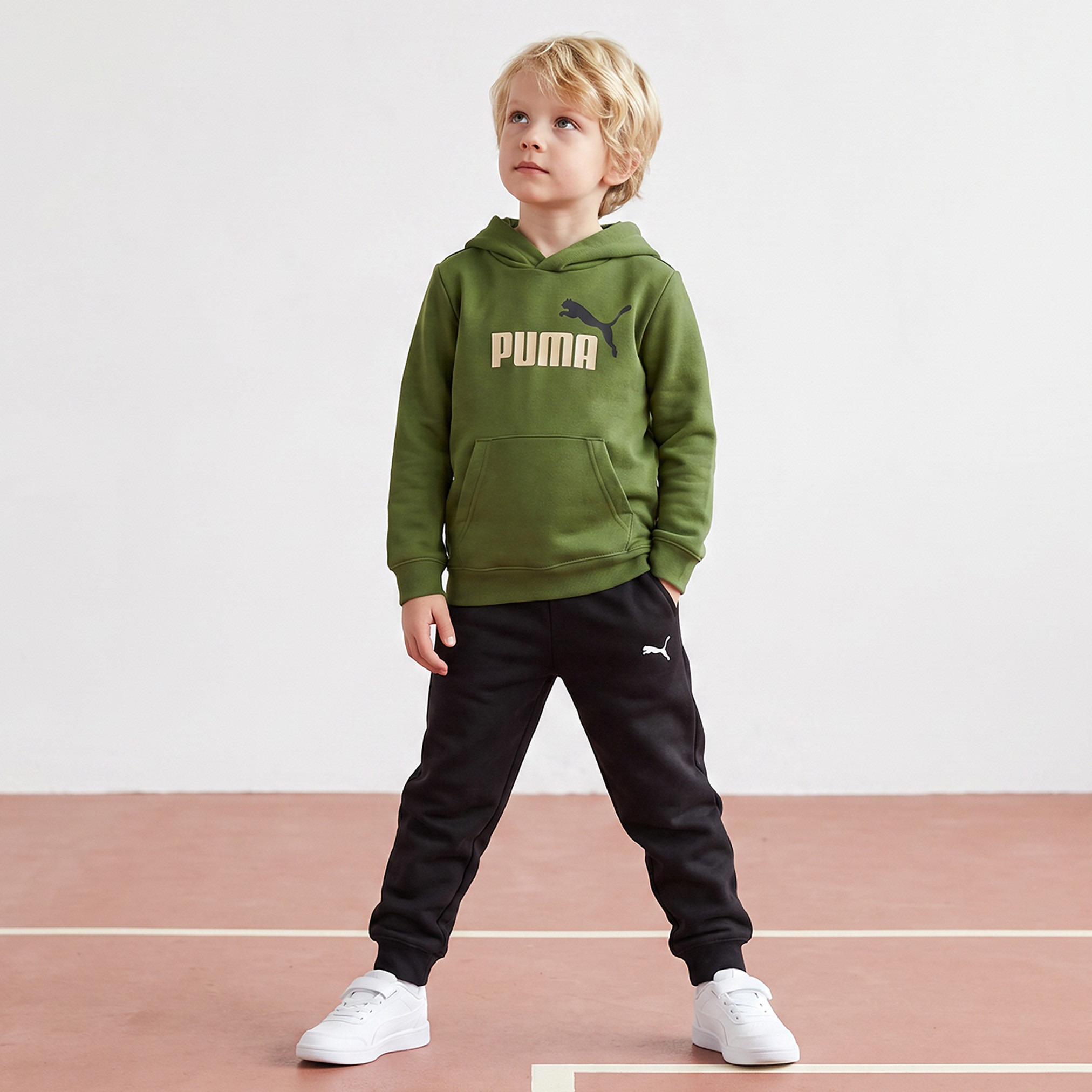 PUMA Logo Print Hooded Sweatshirt with Long Sleeves-sports-boys-clothing-tops-image-2